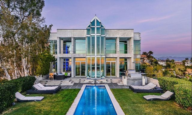 Featured photo from The Sunset Five