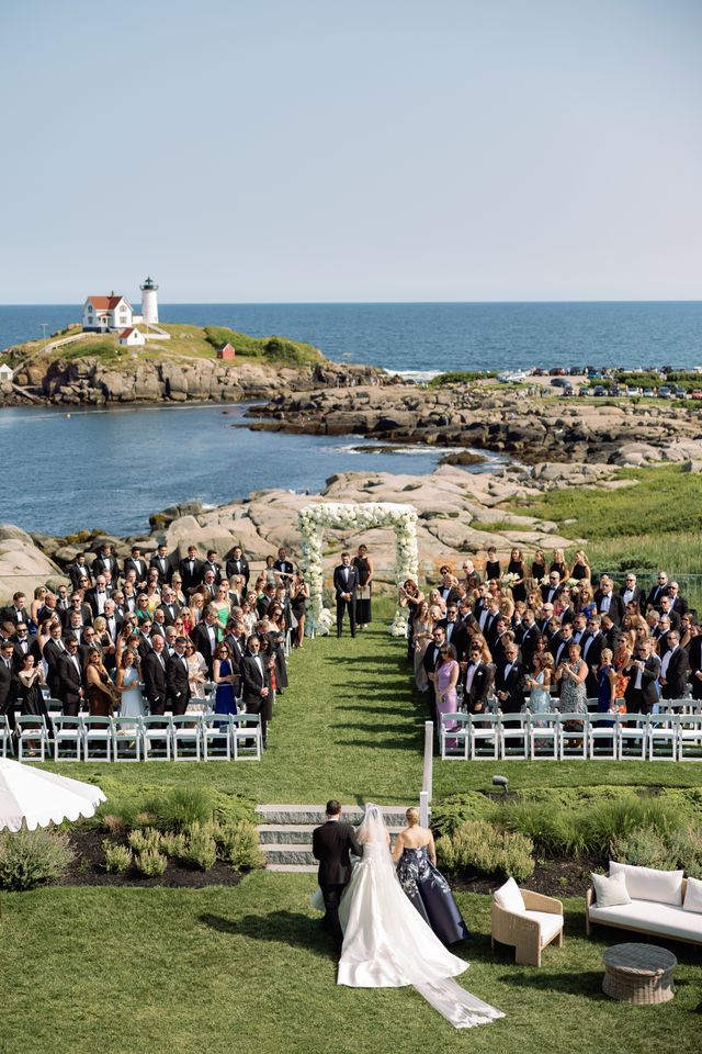 Featured photo from Elegant Celebration at The Viewpoint Hotel