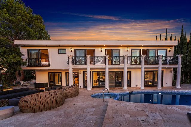 Featured photo from The Zeus One