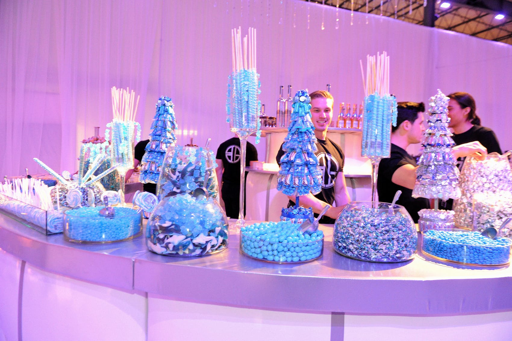 15 Mouthwatering Sweet \u0026 Candy Table Ideas for Bar or Bat Mitzvah  Celebrations - PartySlate, image size:1700x1131