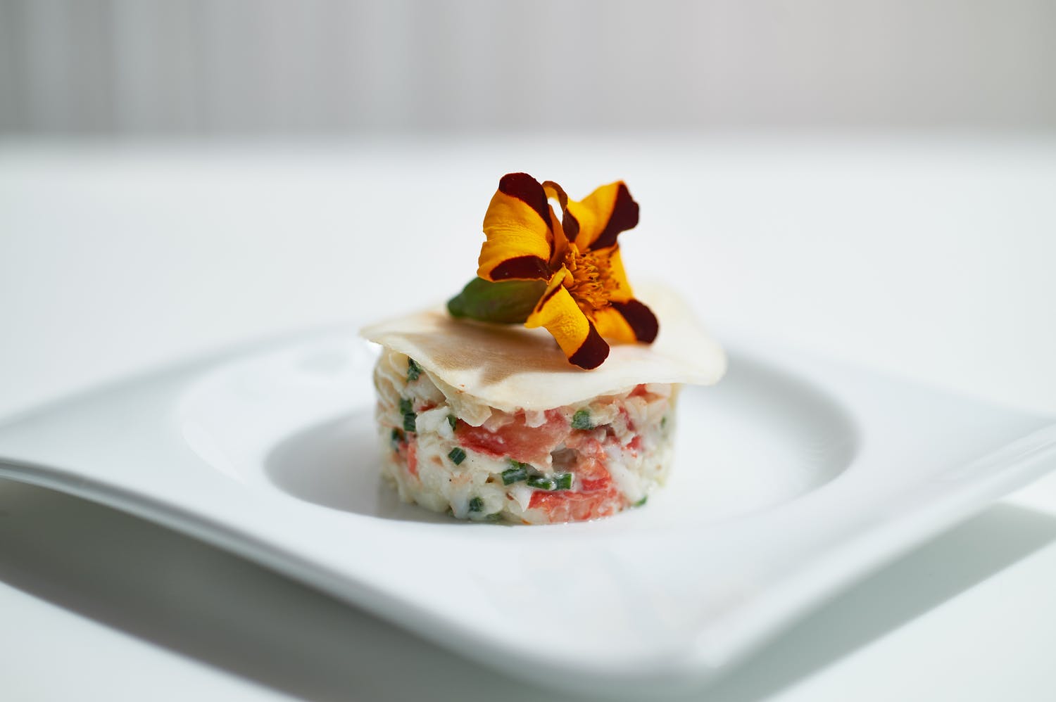sushi roll with flower