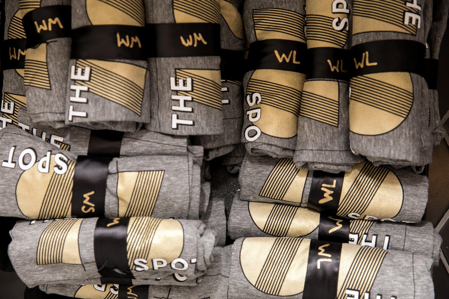 Art Deco t-shirt party favors