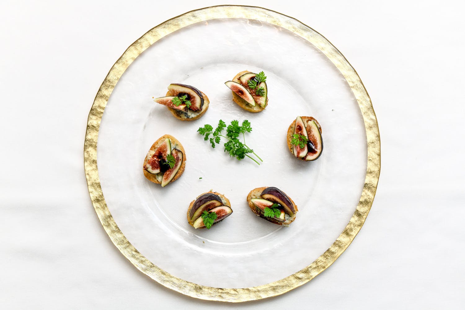 artfully plated figs