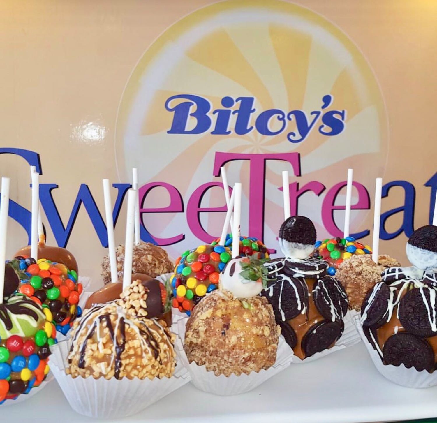 Bitoy’s Sweet Treats' caramel apples
