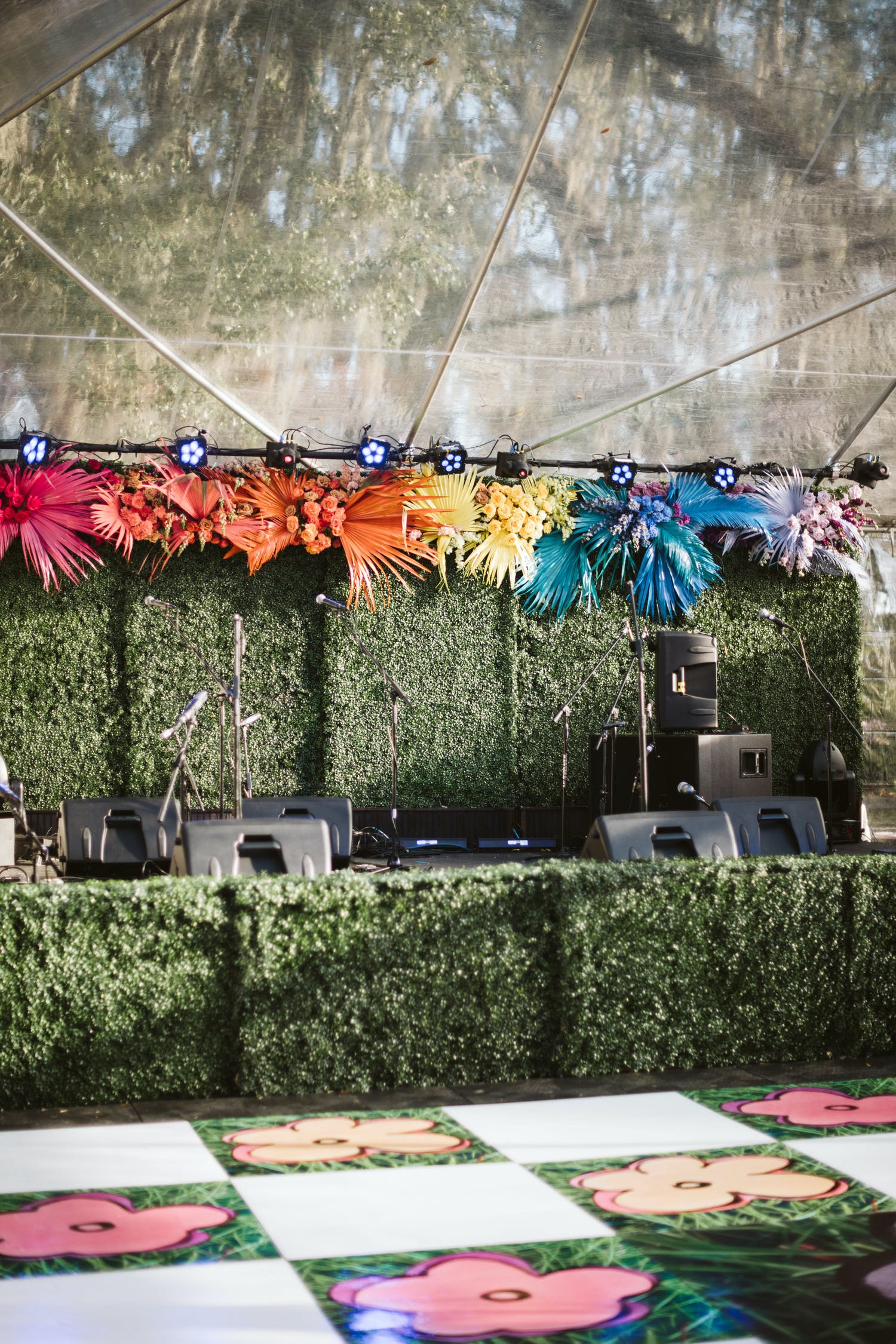 21 Party \u0026 Wedding Trends for 2021 - PartySlate, image size:1500x2250