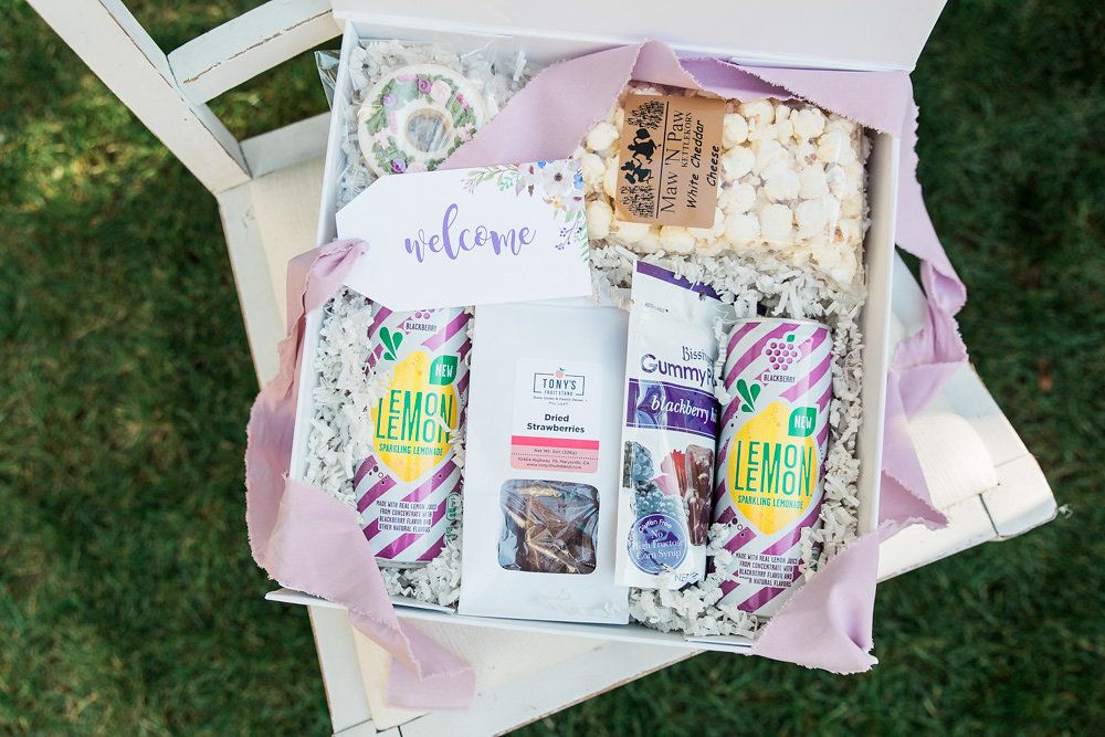 Vintage Dinner Party With Welcome Gift Boxes