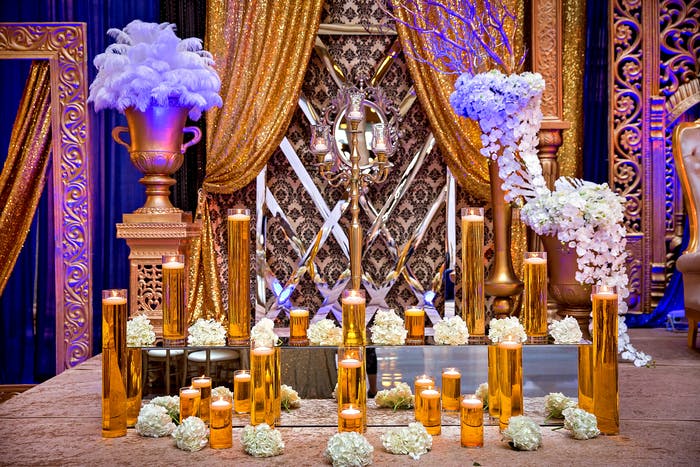 Navy blue and gold roaring twenties wedding theme | PartySlate