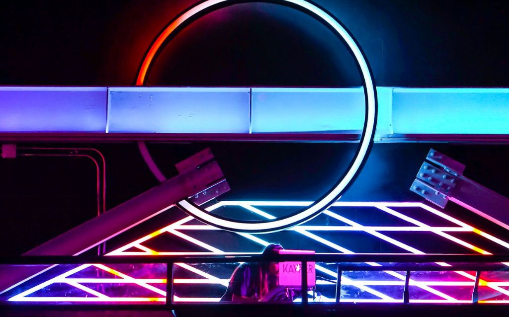 Glow-in-the-Dark Sweet 16 Themed Party | PartySlate