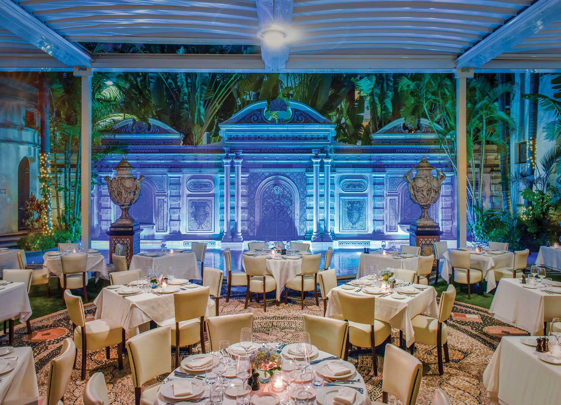 Gianni's Restaurant Villa With Blue Uplighting | PartySlate