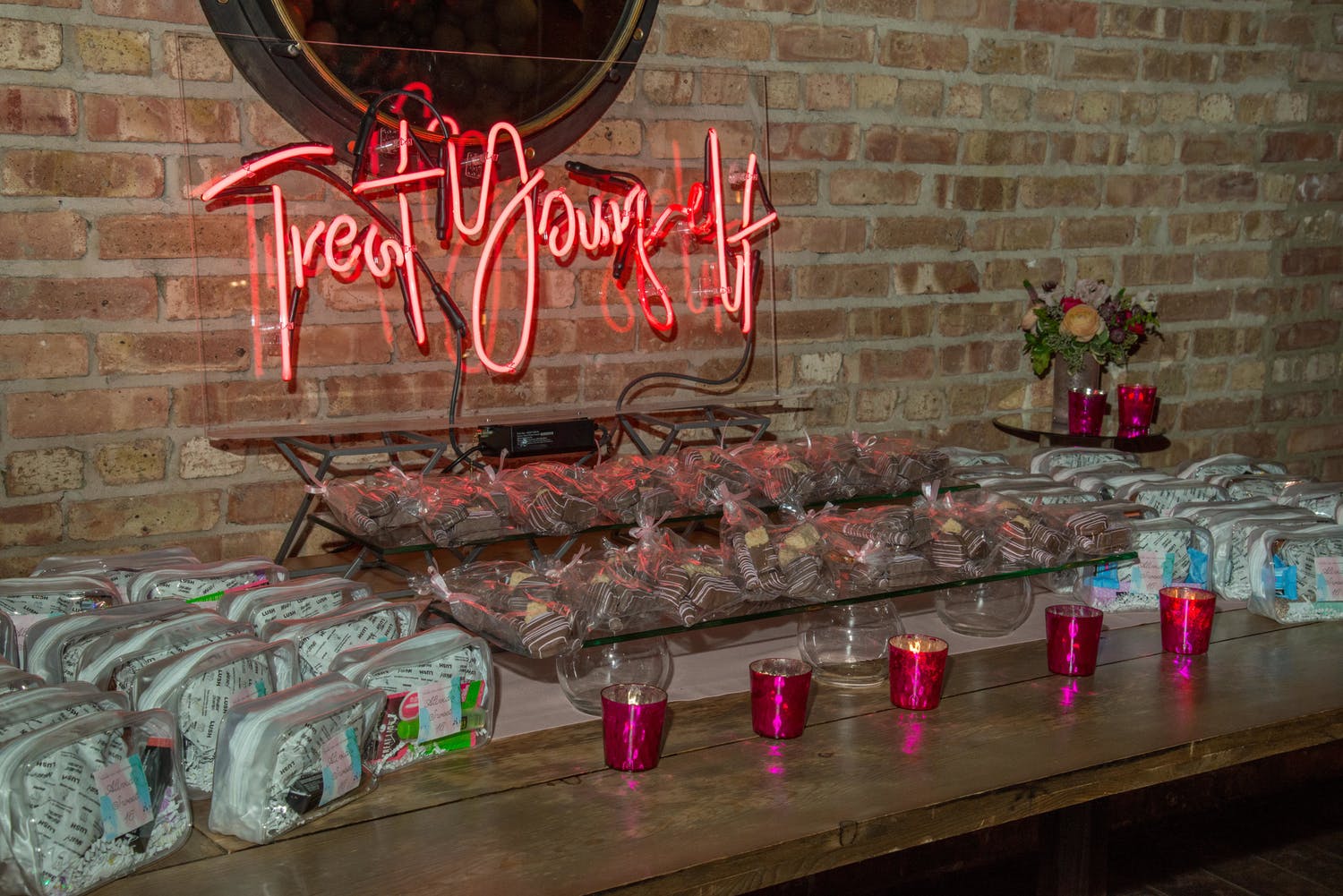 21 Creative Sweet 16 Themes That Teenage Dreams are Made Of - PartySlate, image size:1500x1001