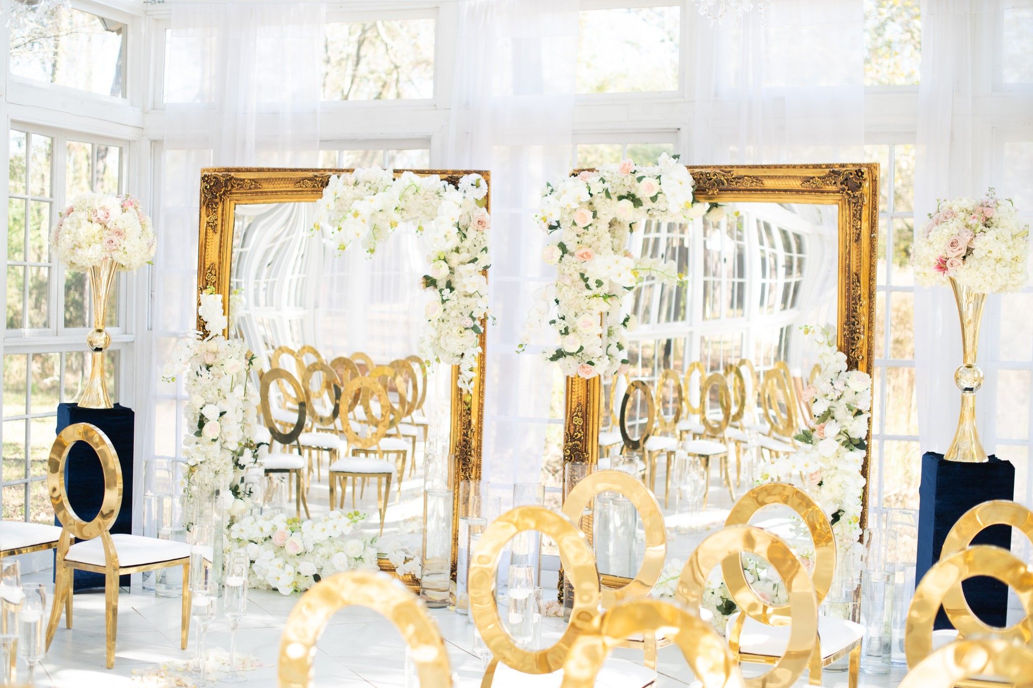 Gold and White Mod and Glamorous Wedding Planned by SwaLaRue Events of Houston, TX | PartySlate