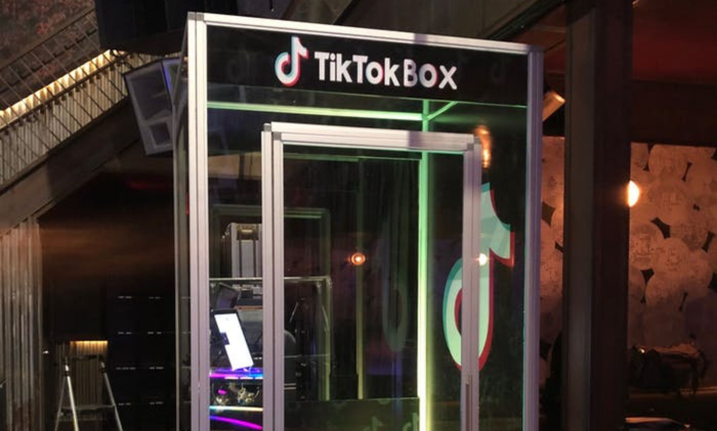 TikTok Video Booth