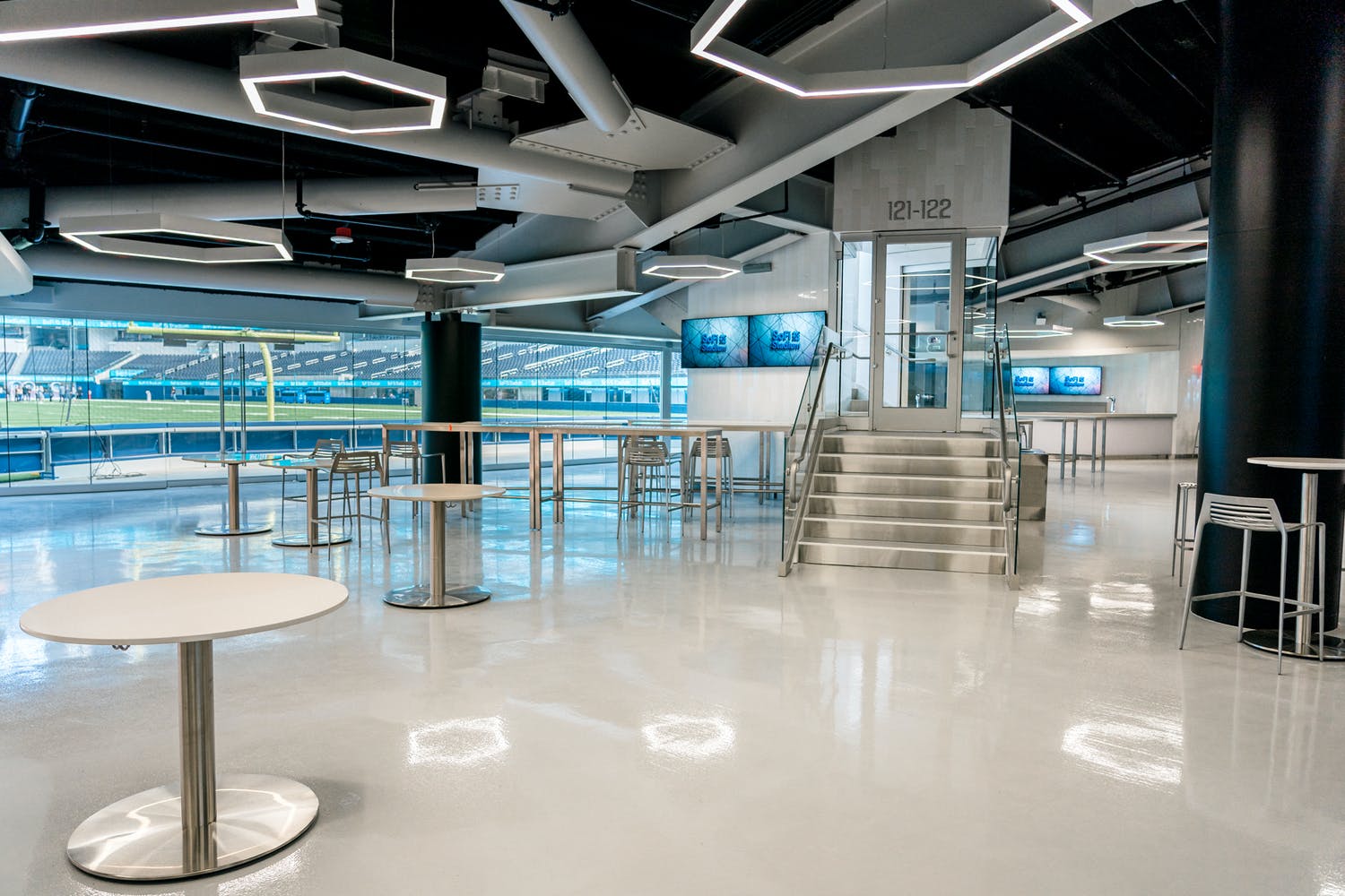 The Verizon Lounge at SoFi Stadium | PartySlate