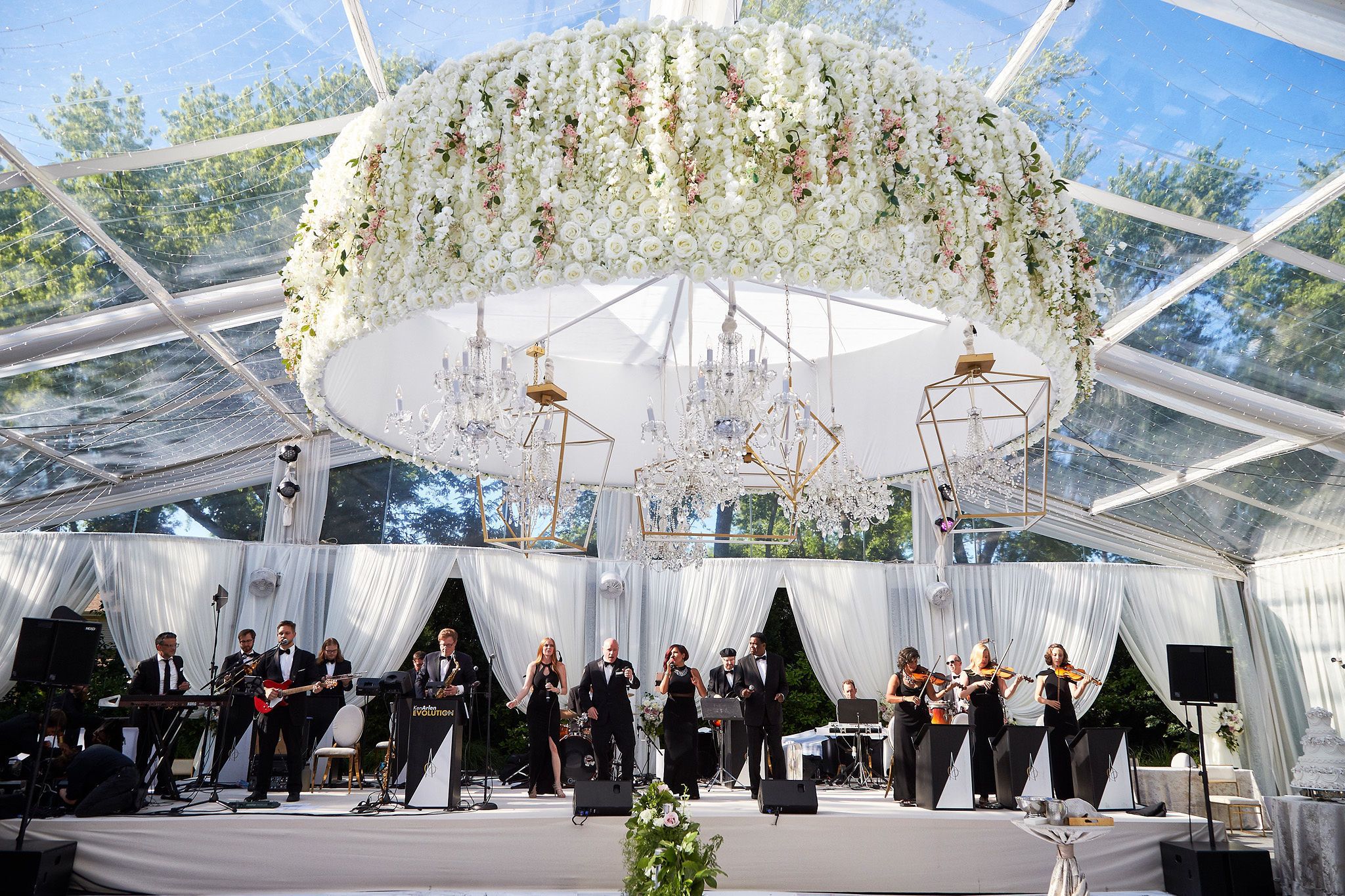 Tasteful and Alluring Wedding in Northbrook, Illinois