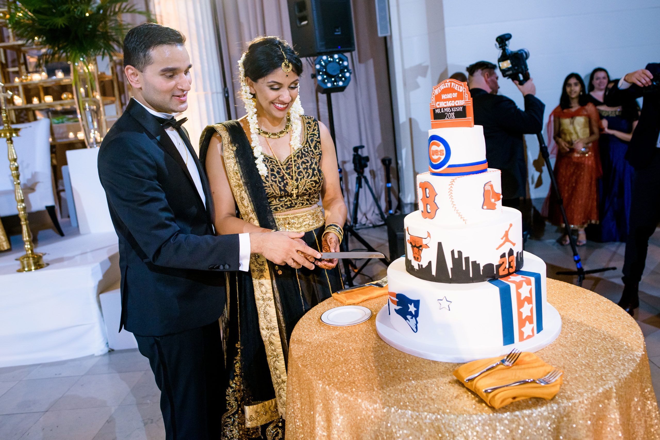 Greenery & Gold | Stunning Fall Wedding Reception at the Field Museum in Chicago, IL