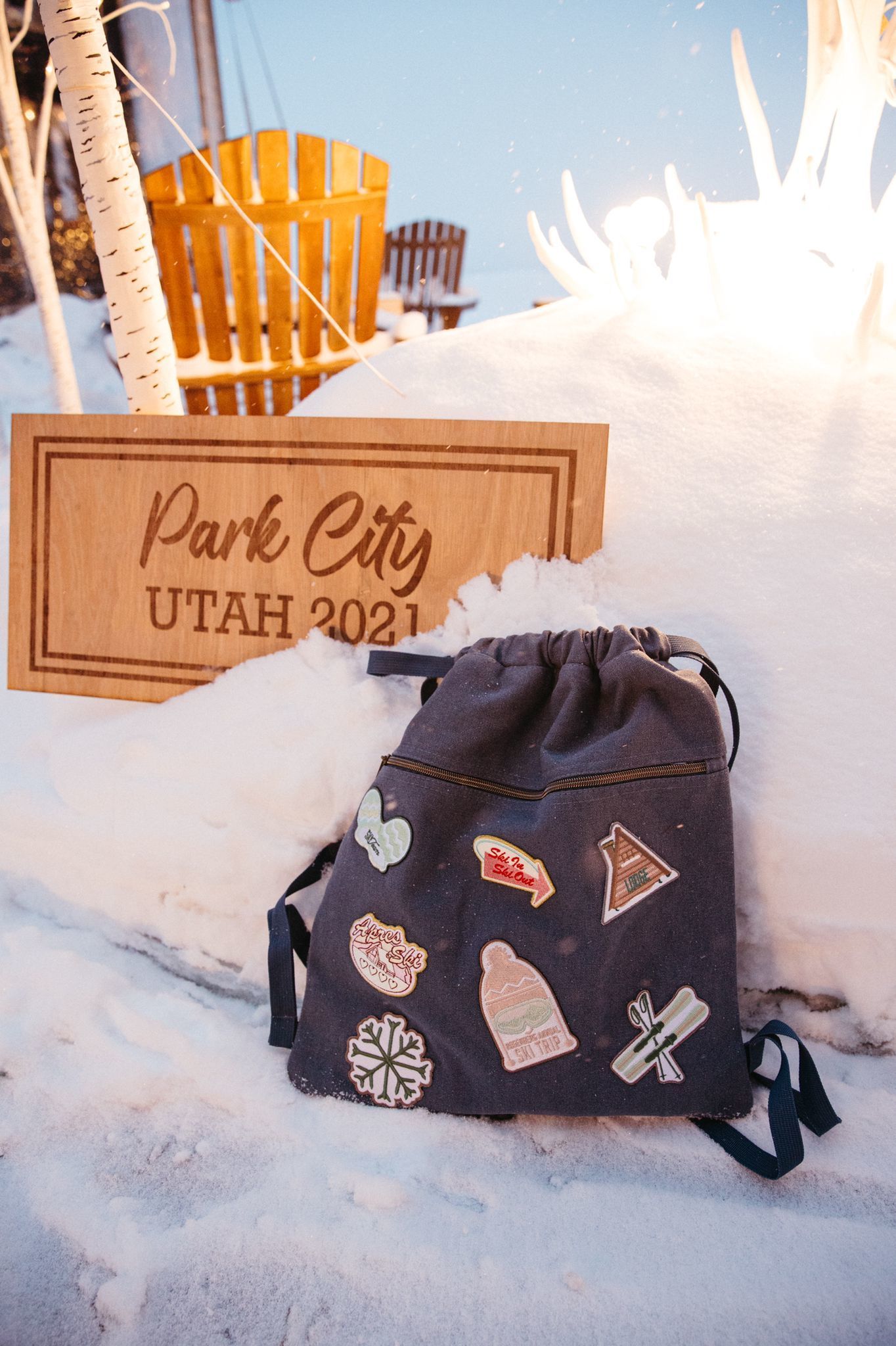 Snow slushies with a snowboarder drink stirrer | PartySlate