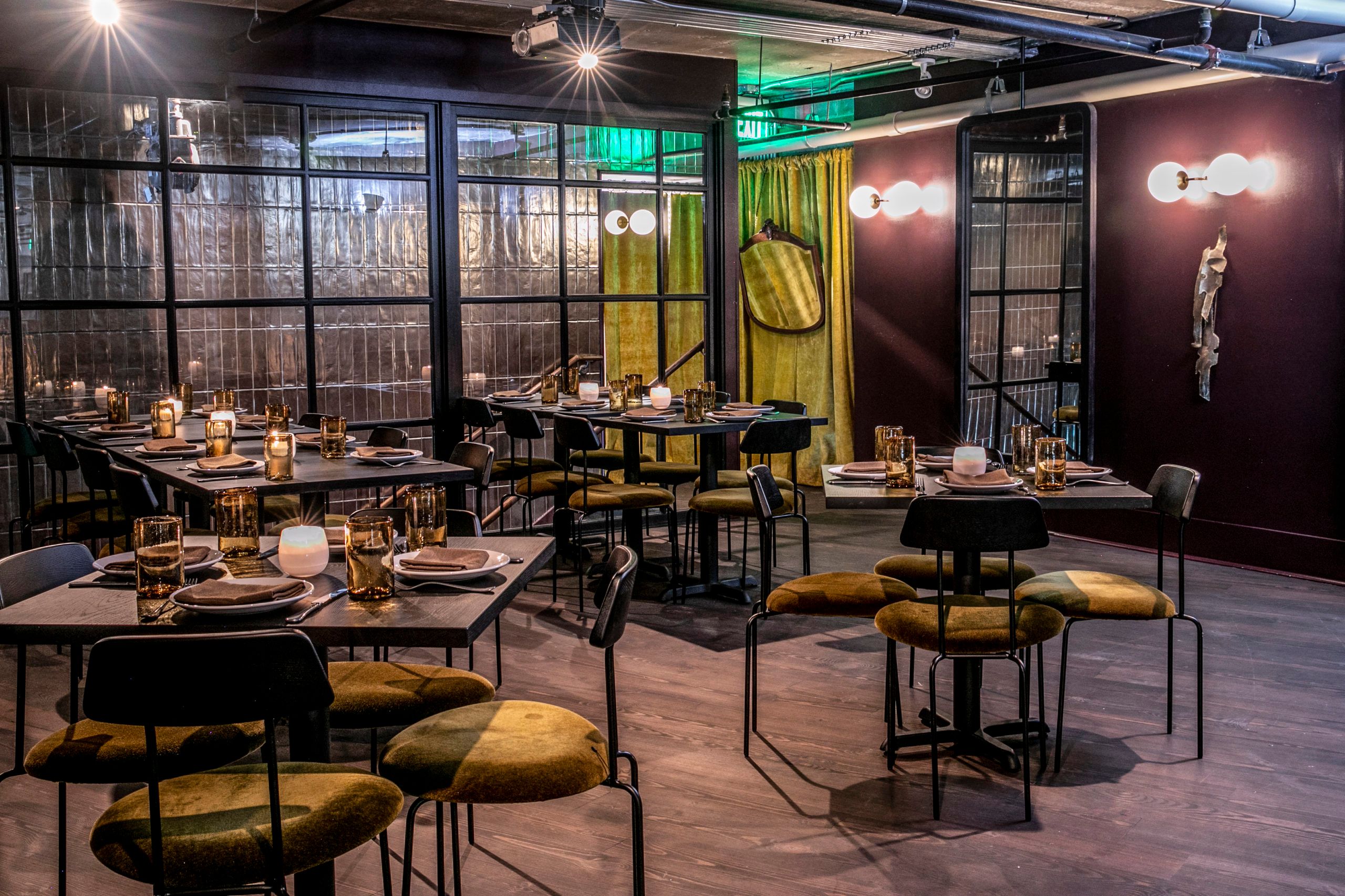 private dining room in buckhead atlanta with dark décor and glass windows | PartySlate