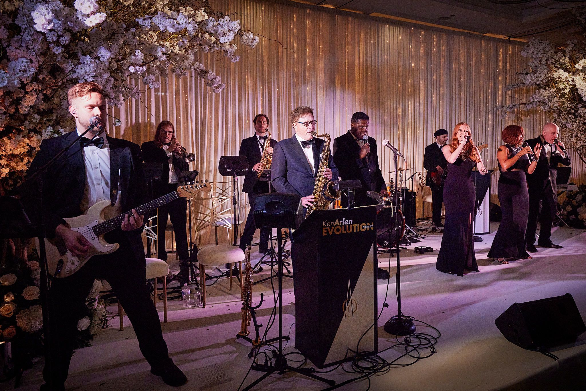 Arlen Music Productions performs at elegant wedding | PartySlate