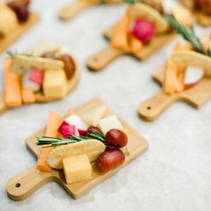 Mini charcuterie boards for a party | PartySlate