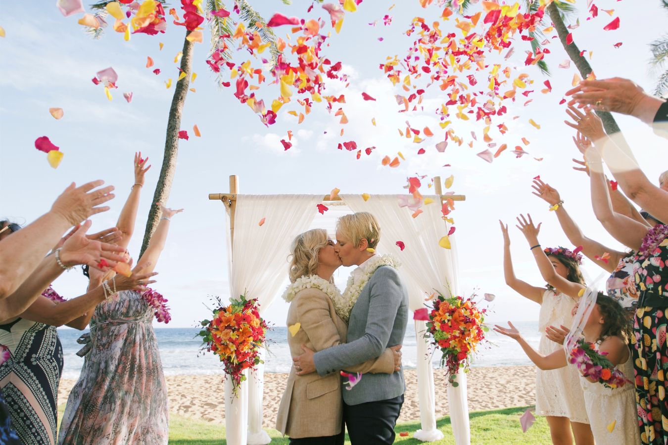 Bright Floral Wedding at the Hyatt Regency Maui Resort and Spa in Lahaina, Hawaii | PartySlate