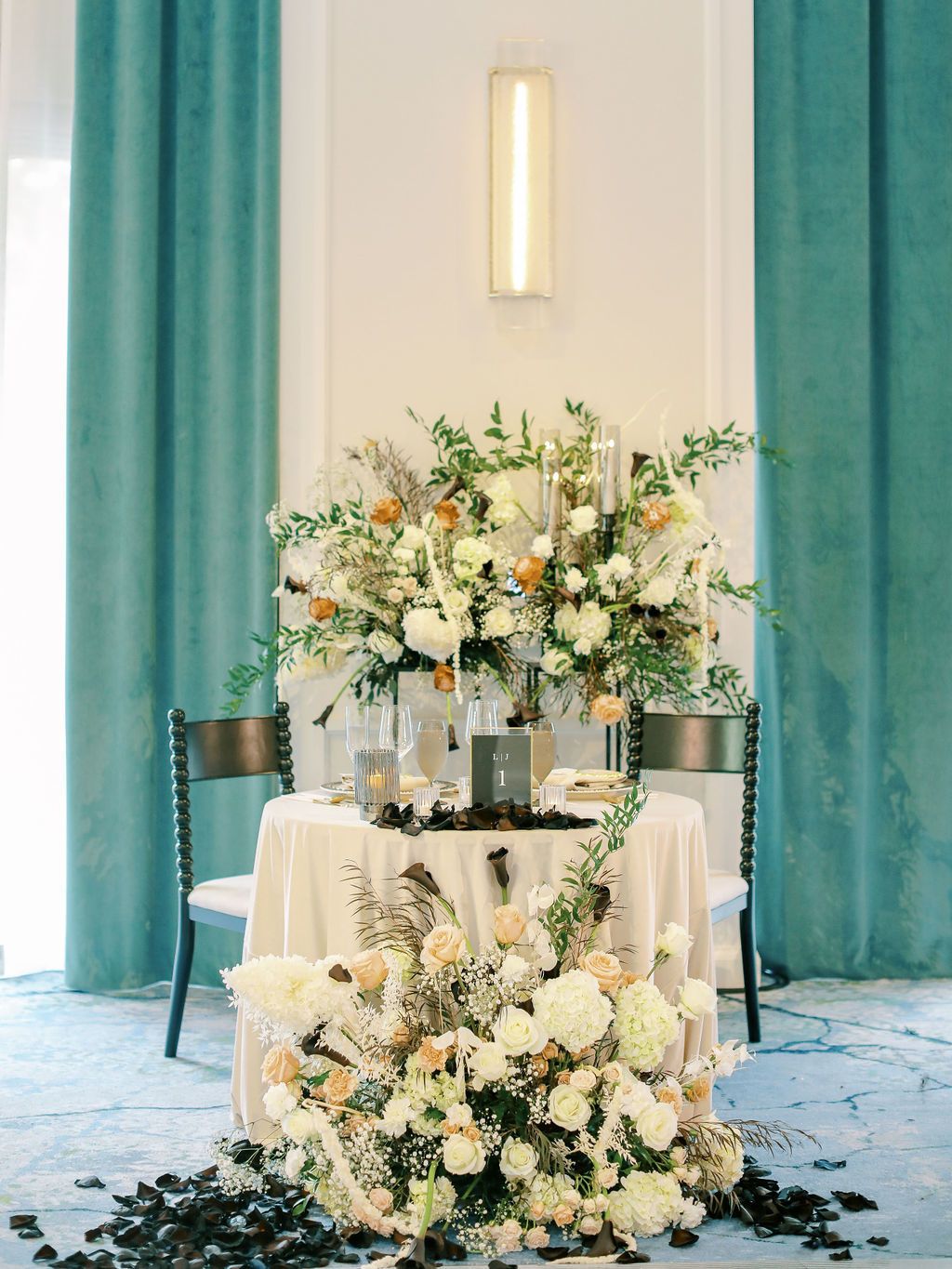 Modern and Elegant September Wedding at The Newbury Boston