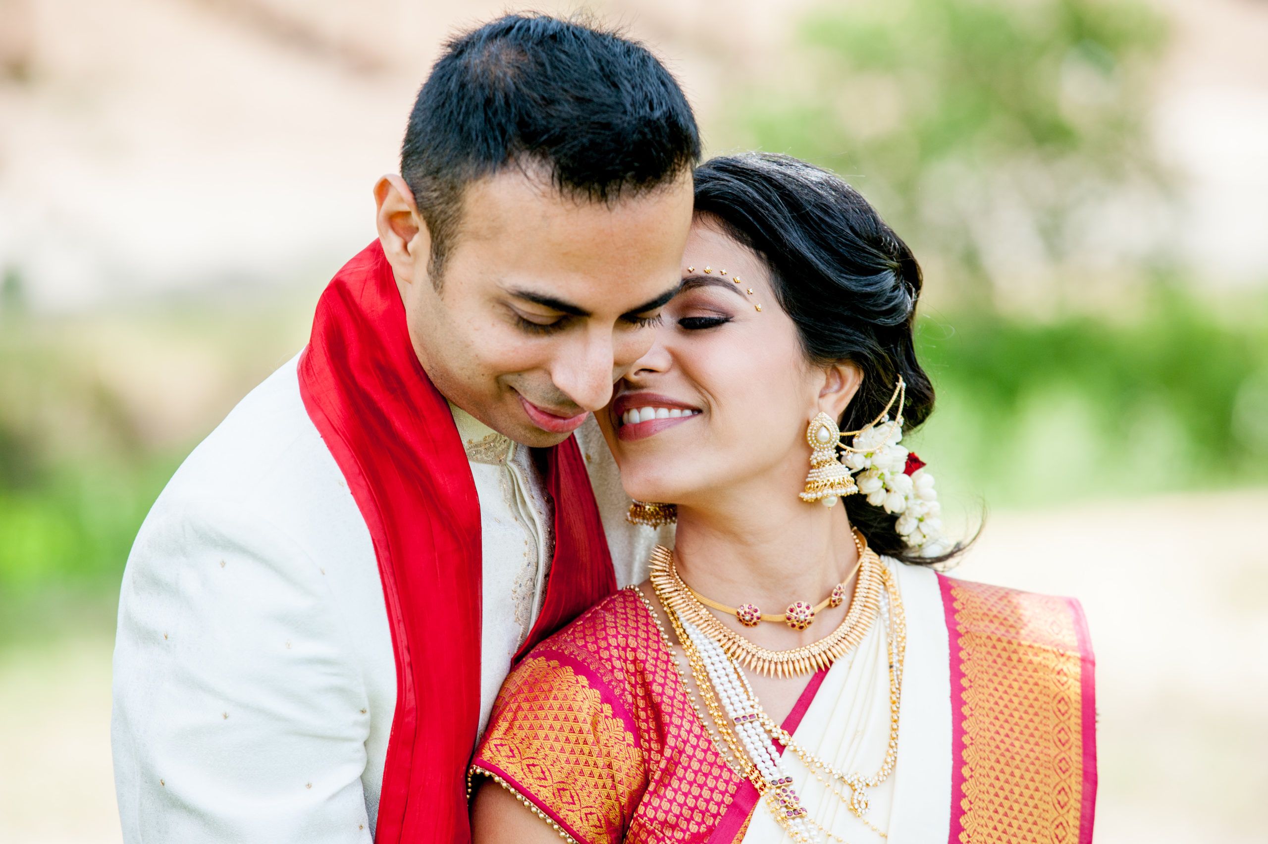 Outdoor Wedding at B.R. Cohn Winery in Glen Ellen, California