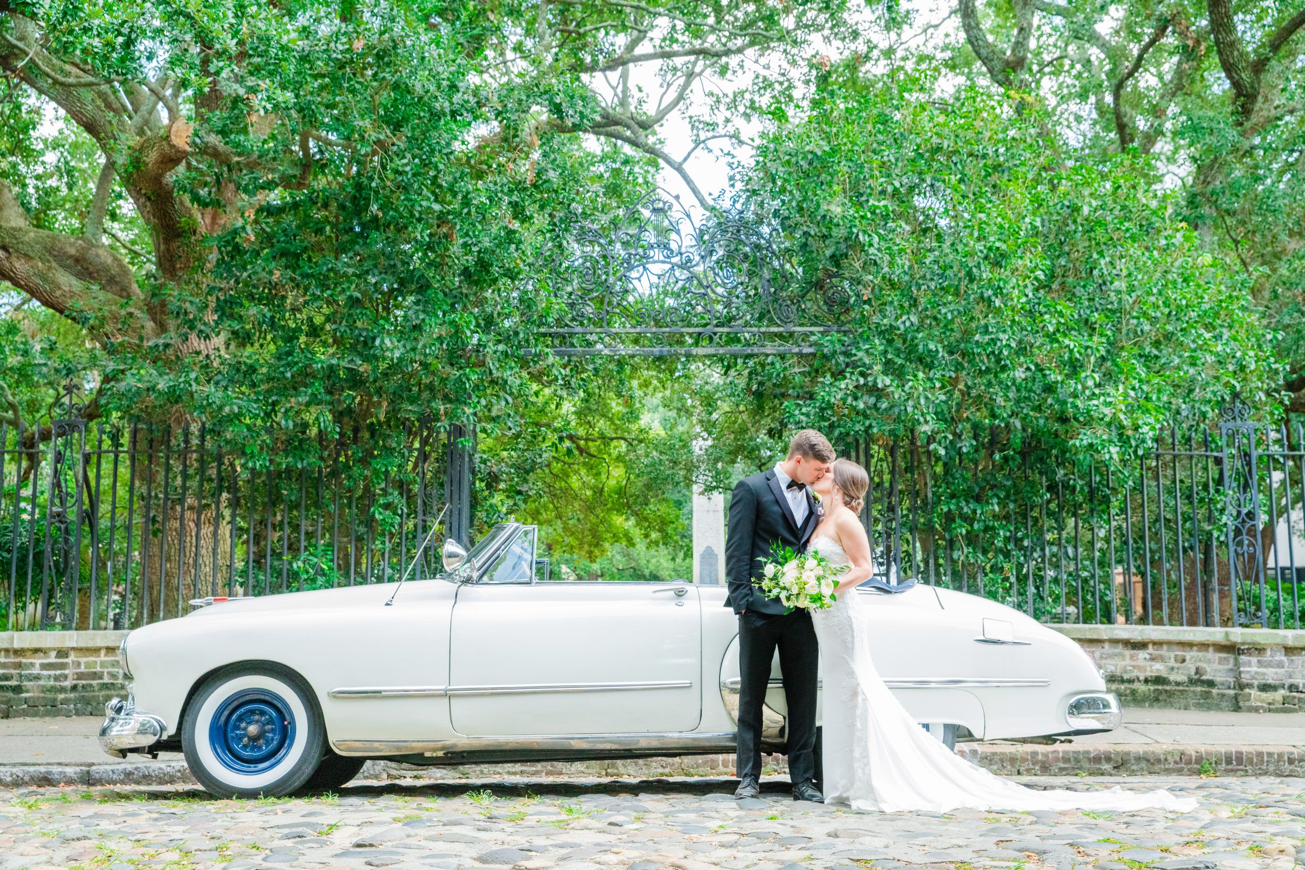 Remarkable Wedding at The Cedar Room in Charleston, South Carolina | PartySlate