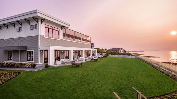 Pelham House Resort a Cape Cod wedding venue | PartySlate