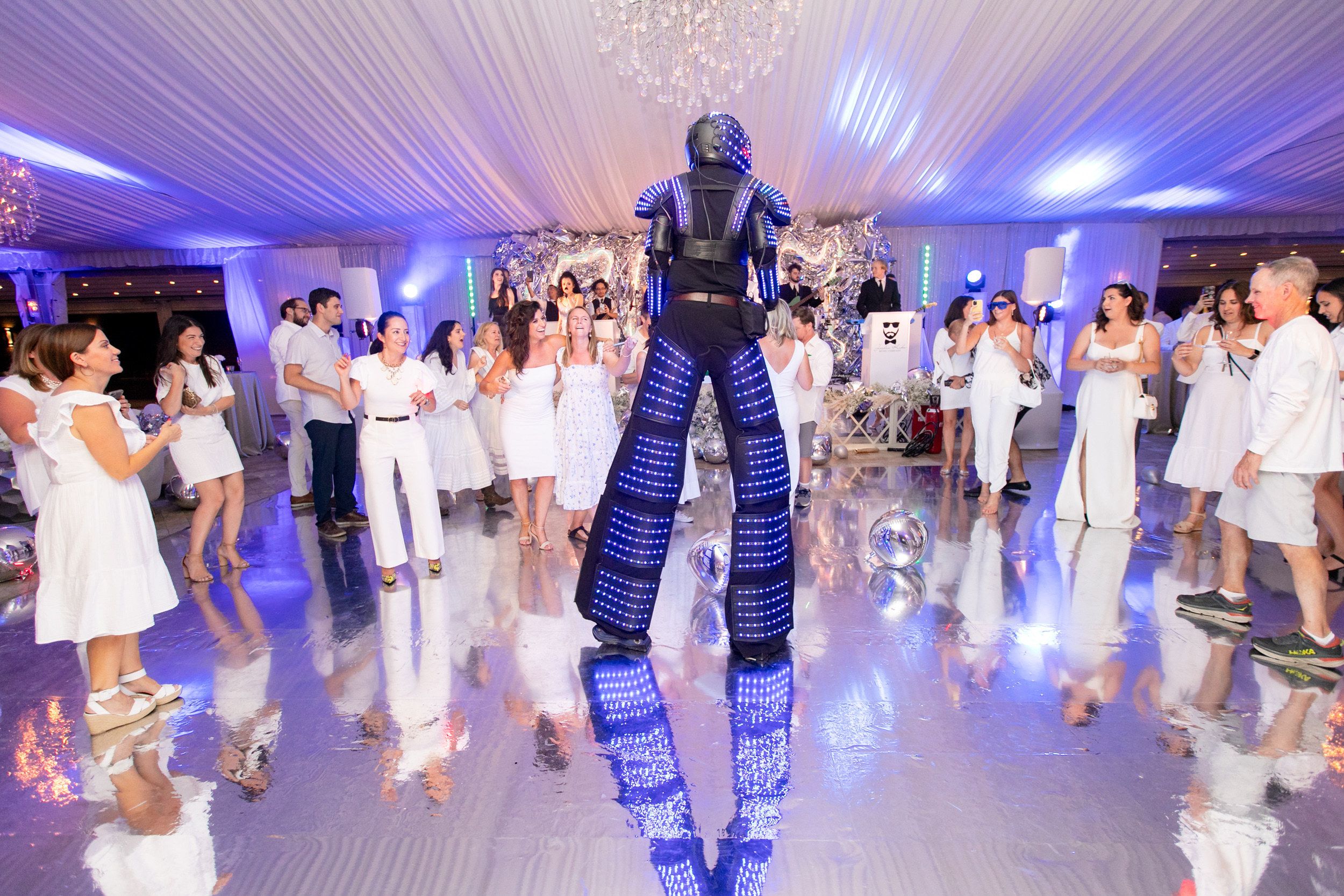 Glamorous Ten Year Anniversary Celebration at Galleria Marchetti in Chicago, Illinois