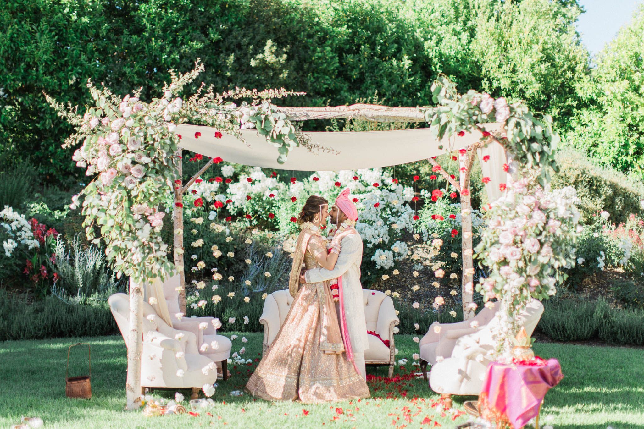 Indian Meets Western Wedding in Calistoga, CA | PartySlate