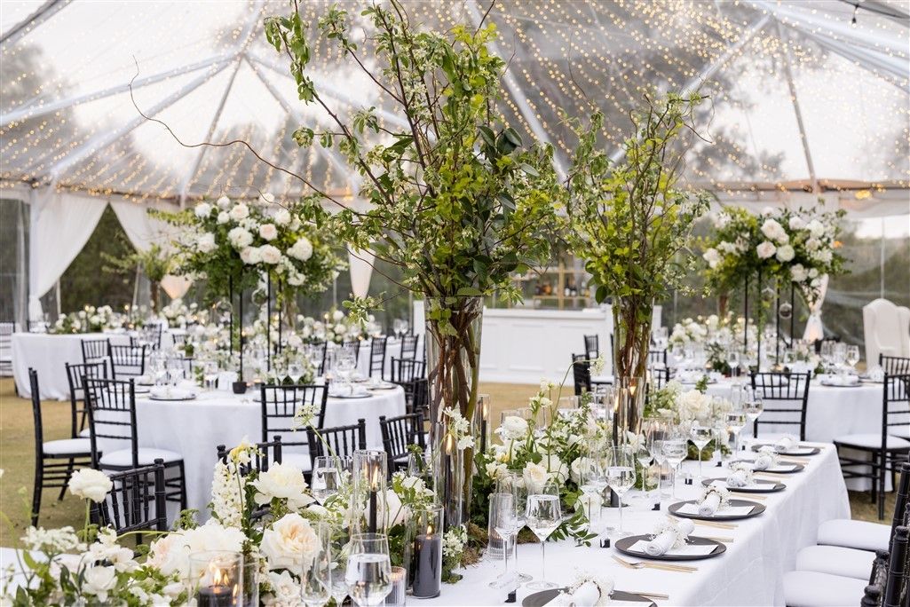 Exquisite Outdoor Wedding at Hummingbird Nest Ranch in Los Angeles, California