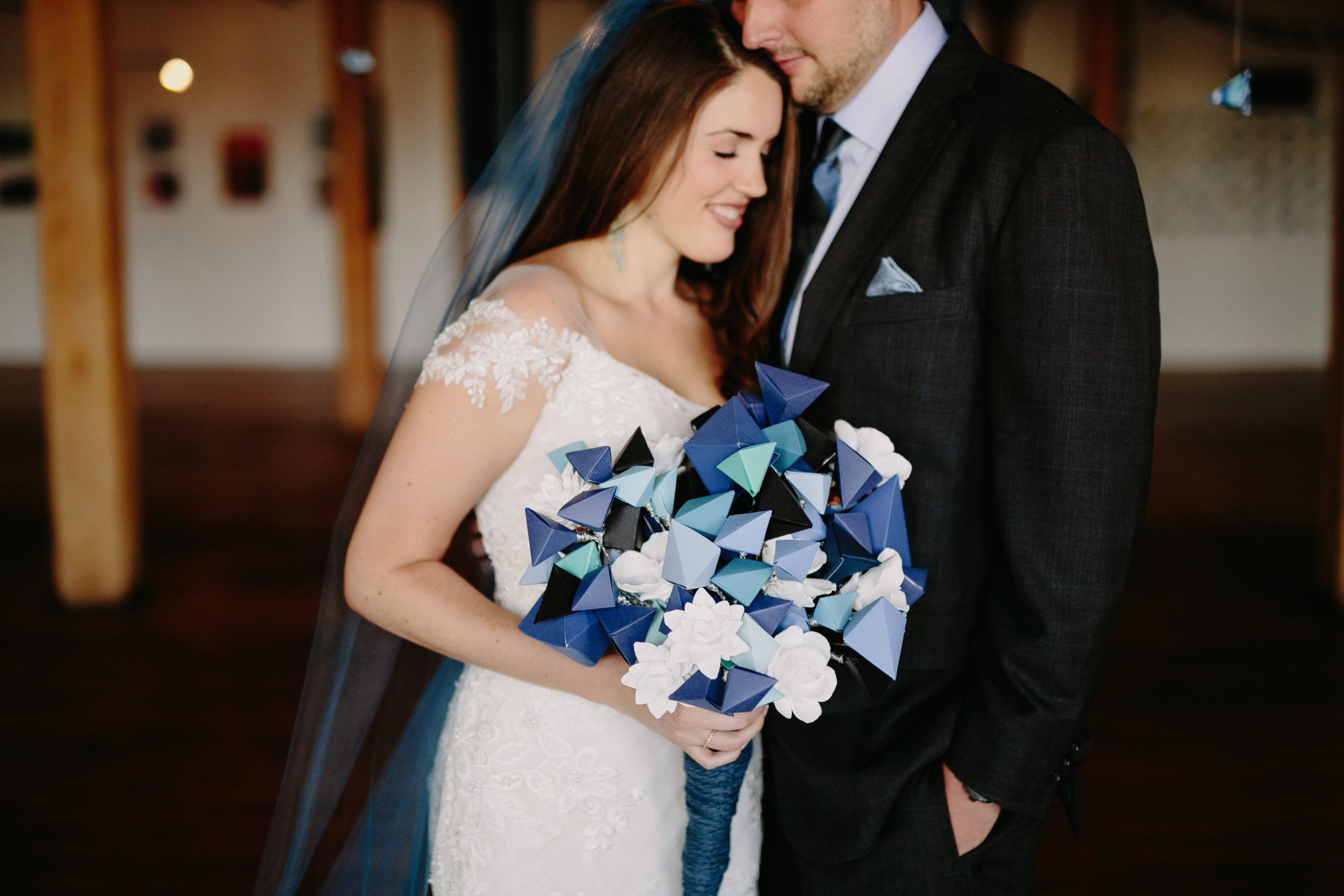 Annual Report, image size:2560x1707