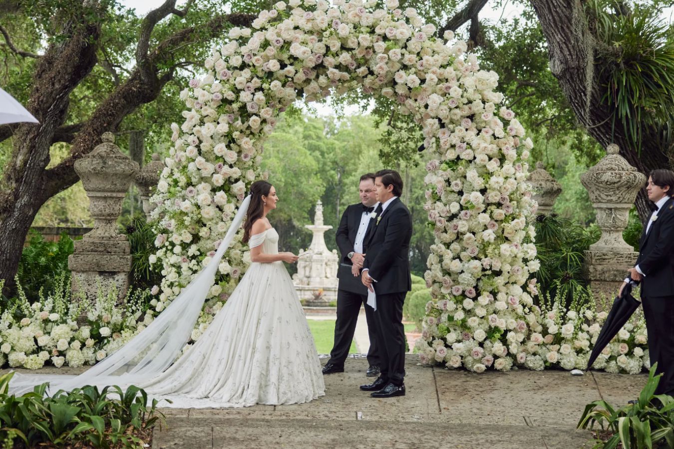 The 23 Top Celebrity \u0026 Influencer Weddings \u0026 Parties of 2022 - PartySlate, image size:1350x900