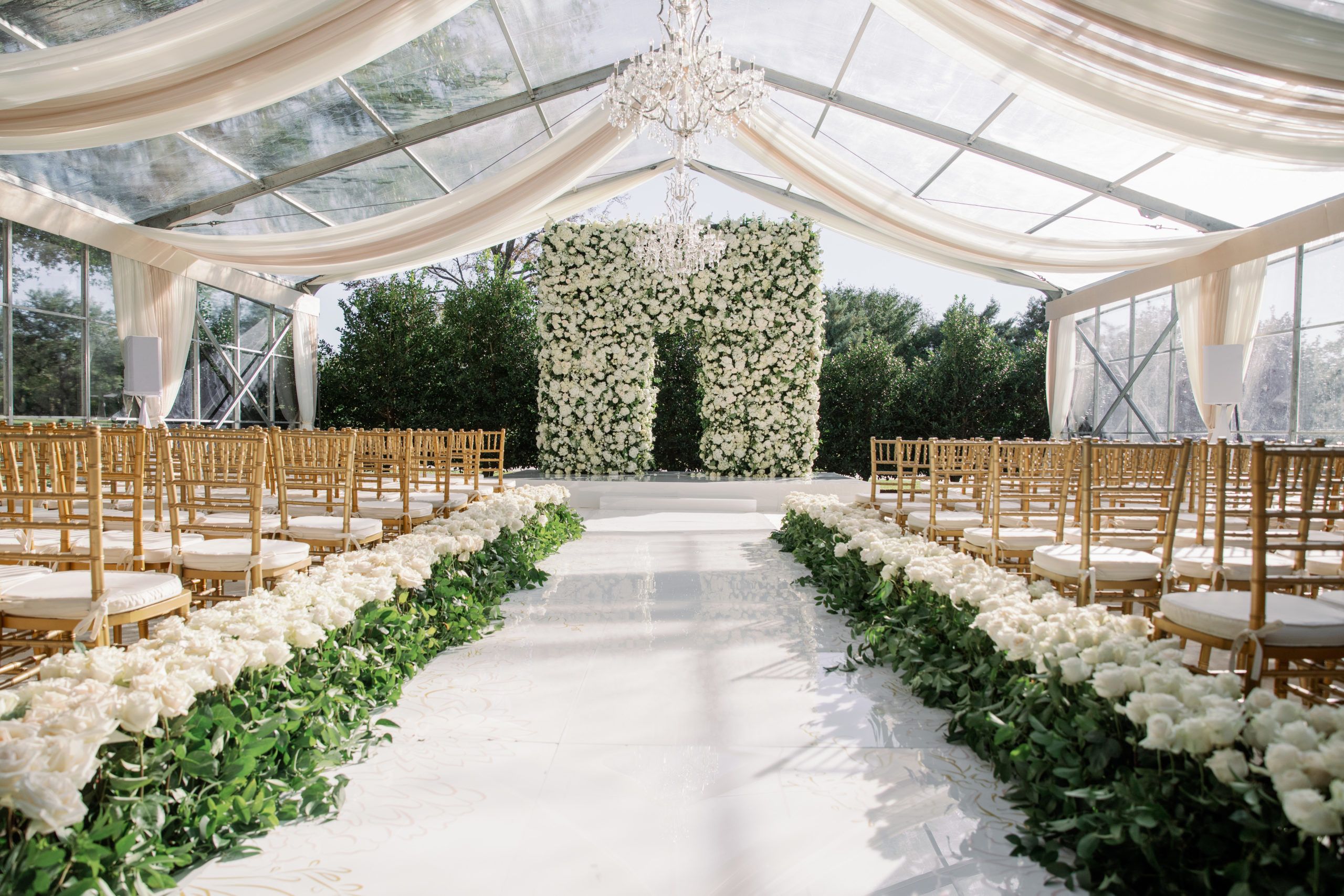 Gorgeous wedding ceremony