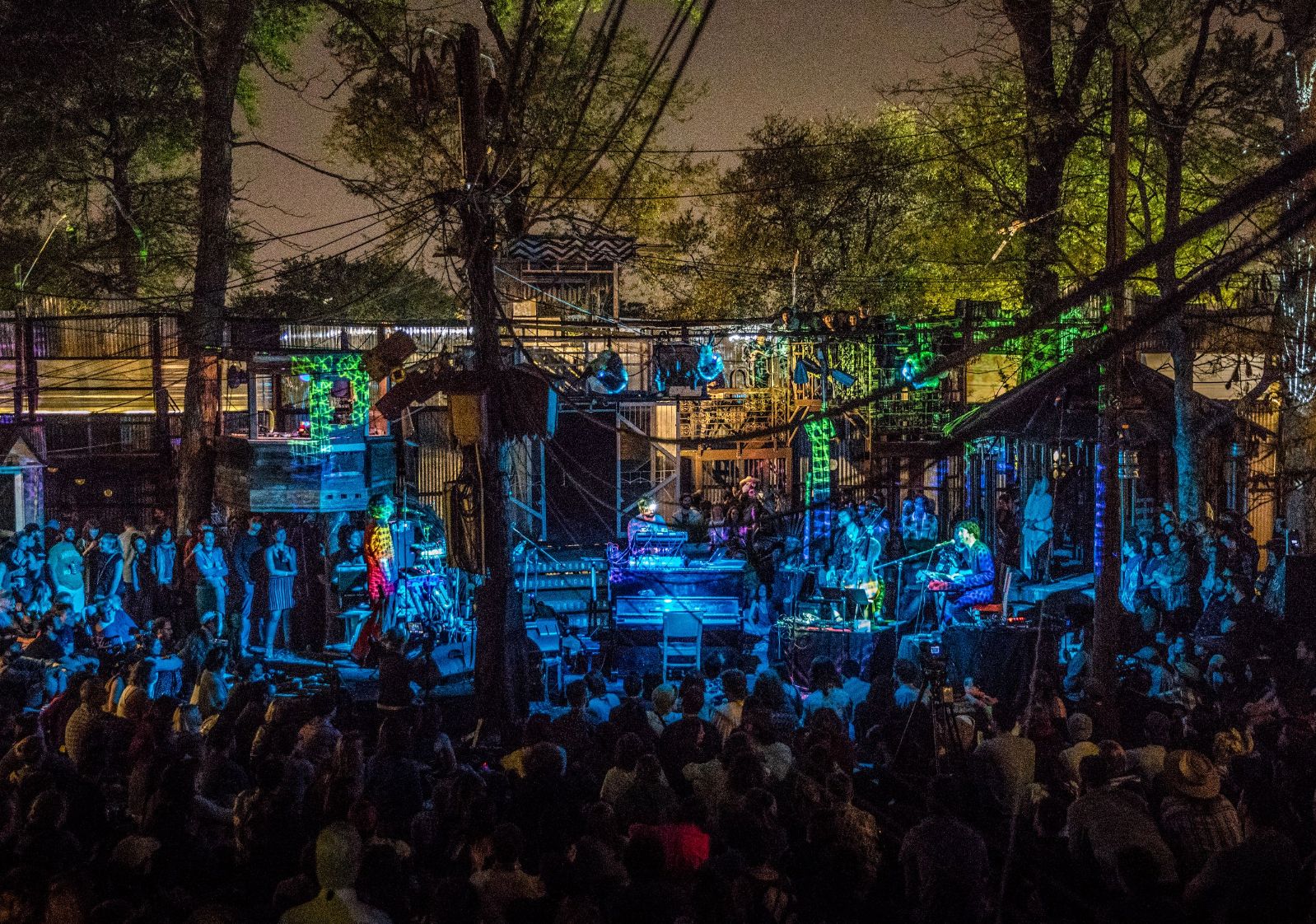 The Music Box Village outdoor wedding venue in new orleans | PartySlate