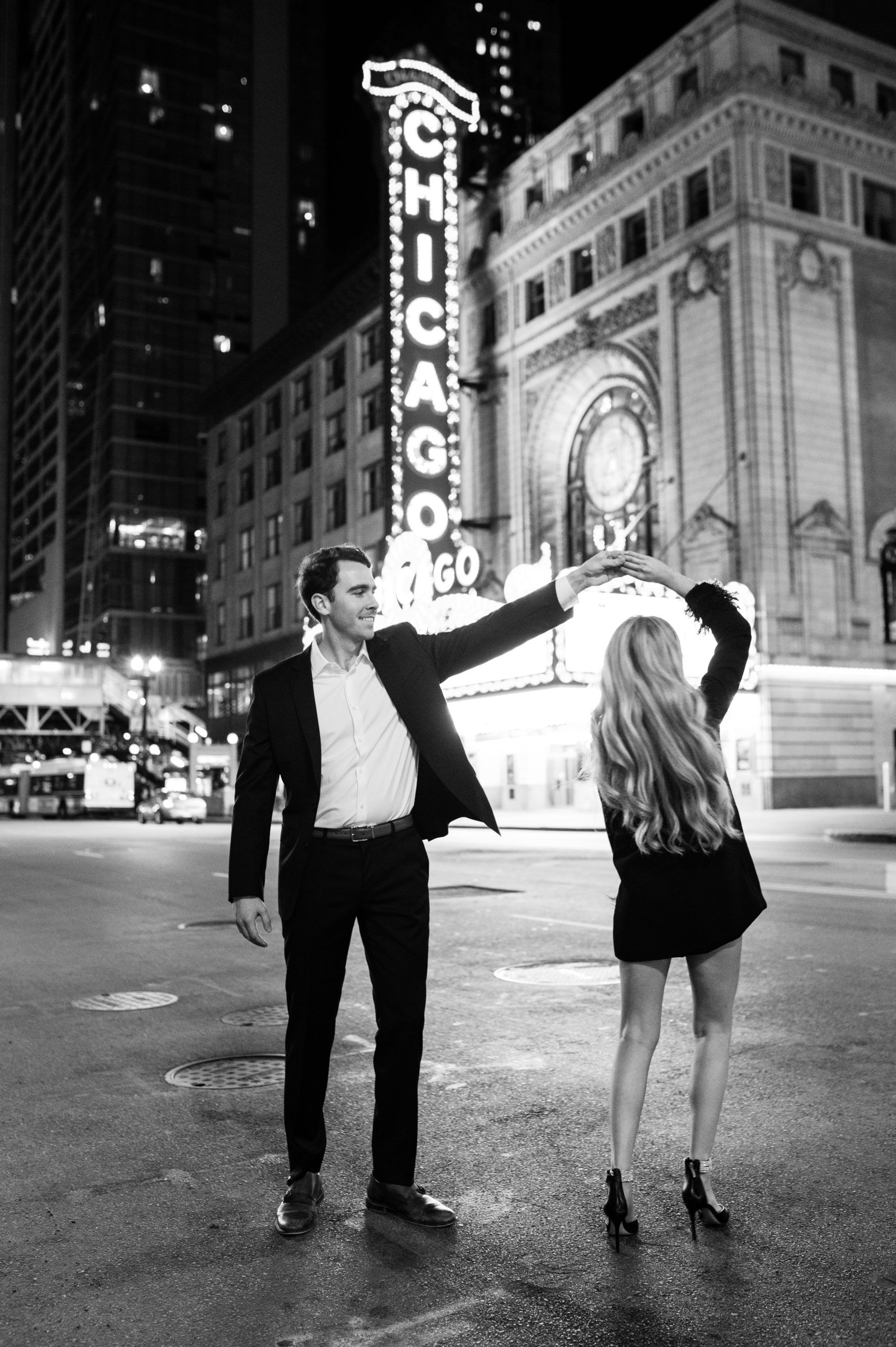Chicago engagement photos by Niki Marie Photography
