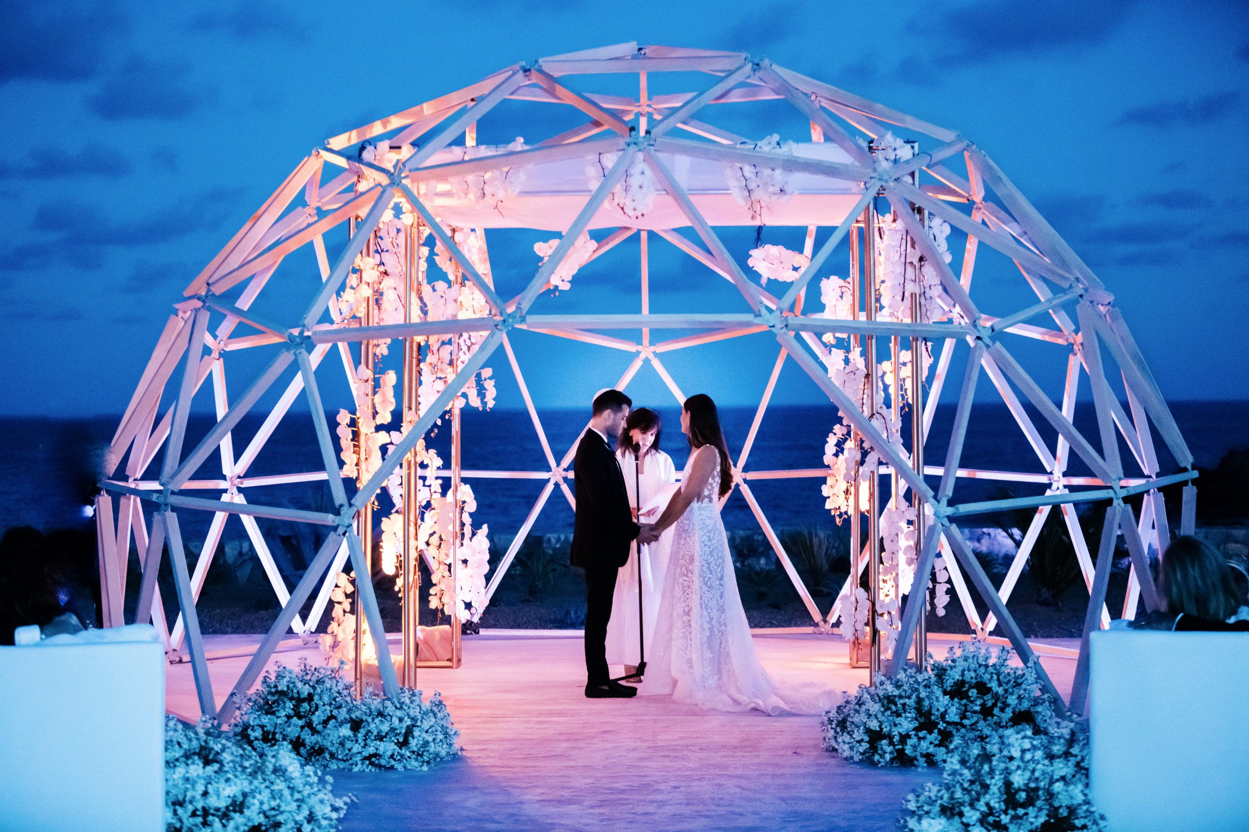 Glamorous Pampas Grass and Igloo-inspired Wedding