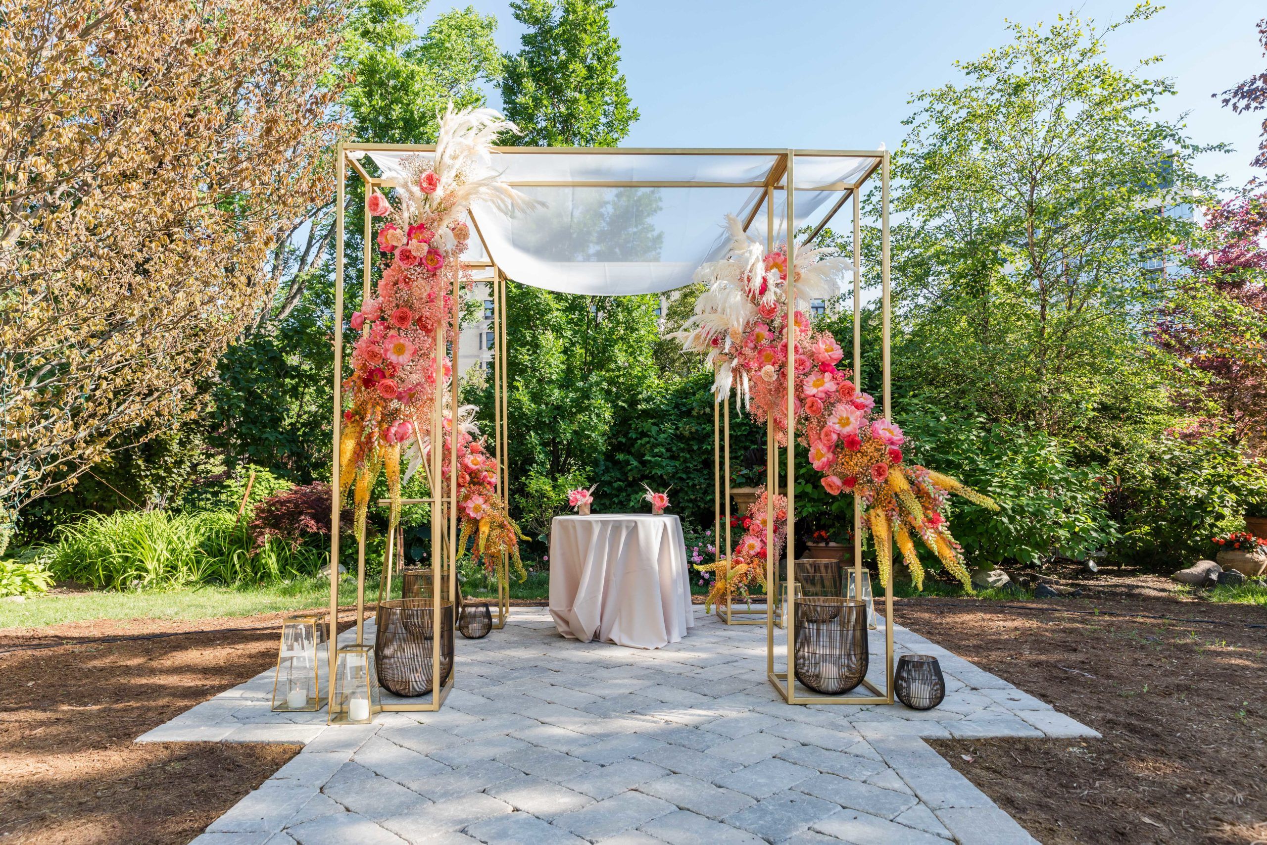 Stunning Boho Chic Inspired Outdoor Wedding