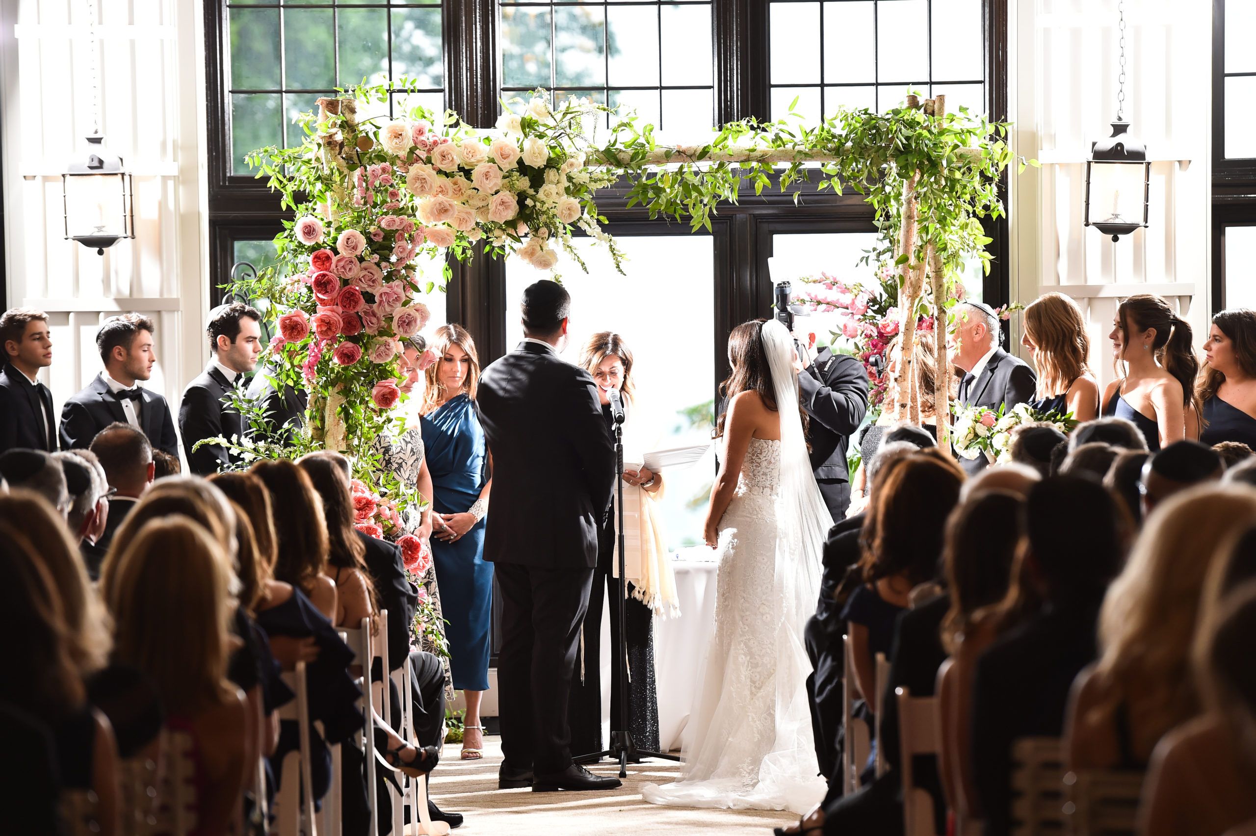 Luxurious and Timeless Wedding | Lakeshore Country Club