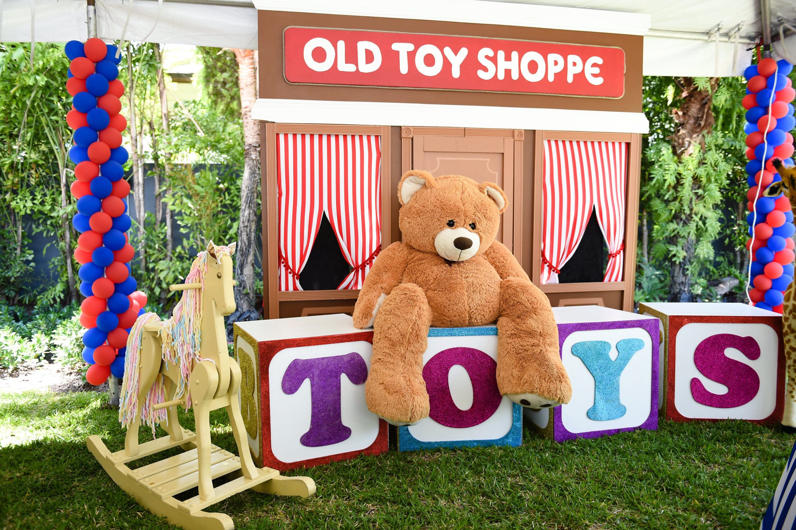 Toy Themed Birthday Soirée