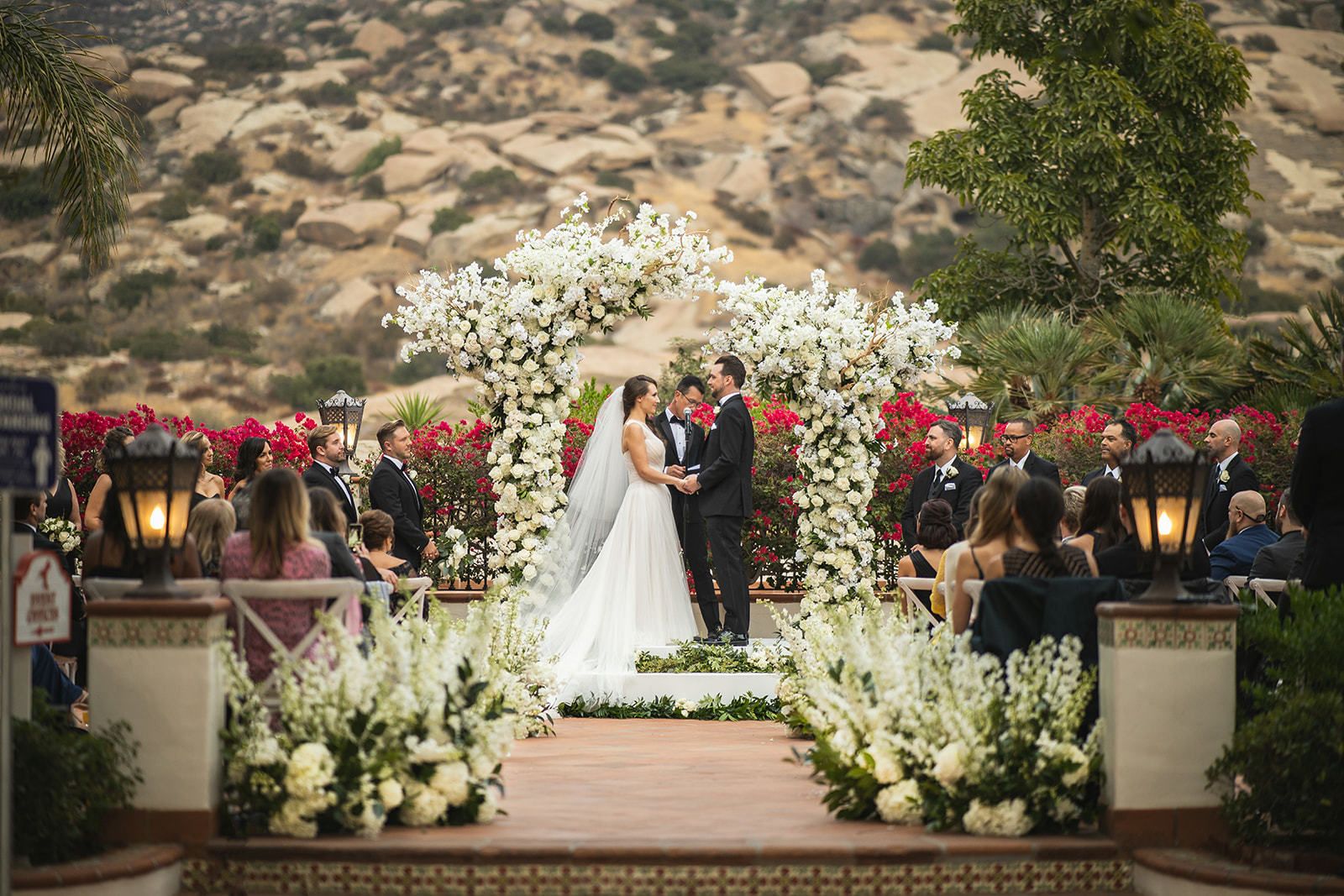 Elegant Floral Wedding at Hummingbird Nest Ranch