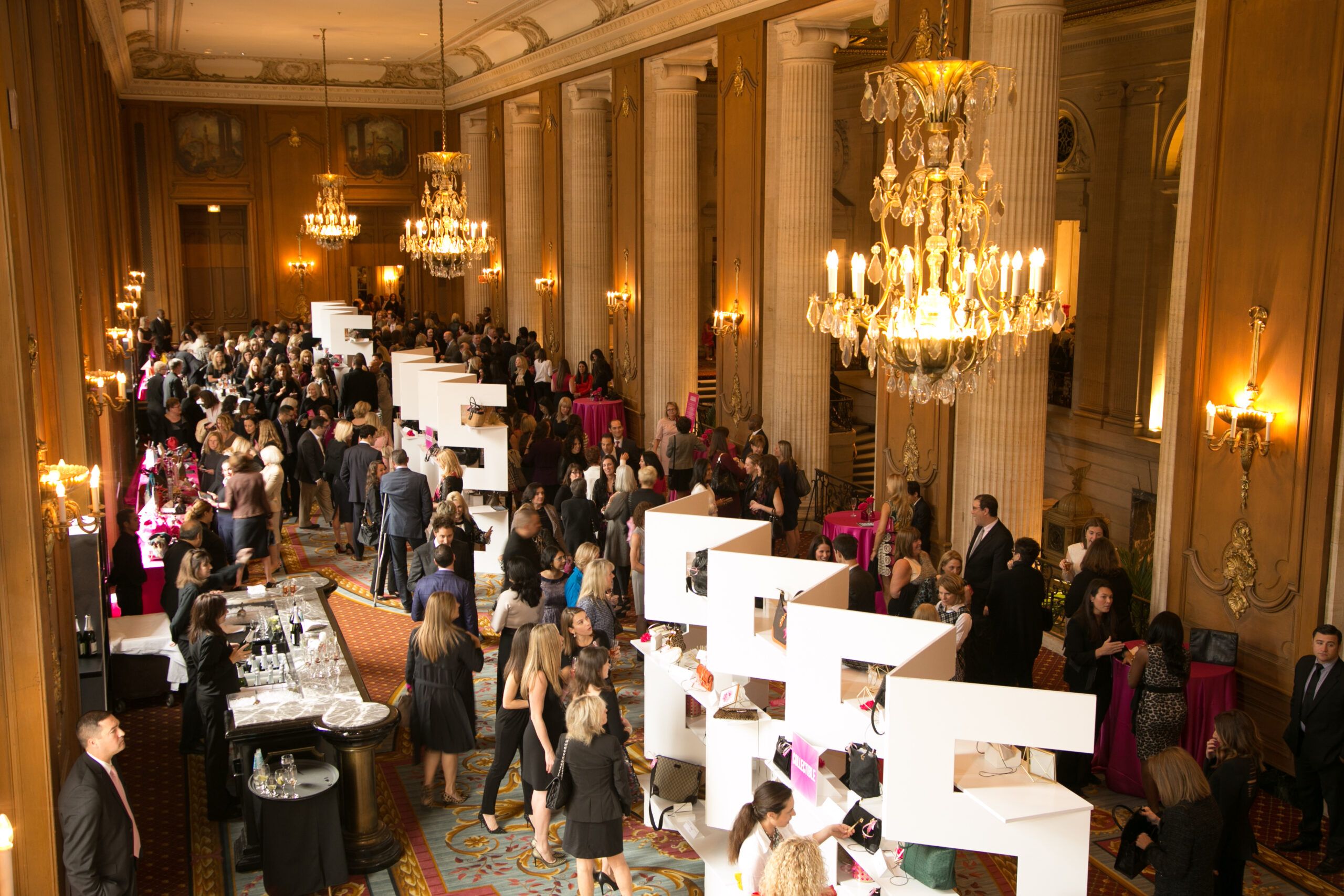 Lynn Sage Cancer Research Foundation Gala at the Hilton Chicago in Chicago, IL
