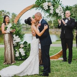 Tropical wedding style