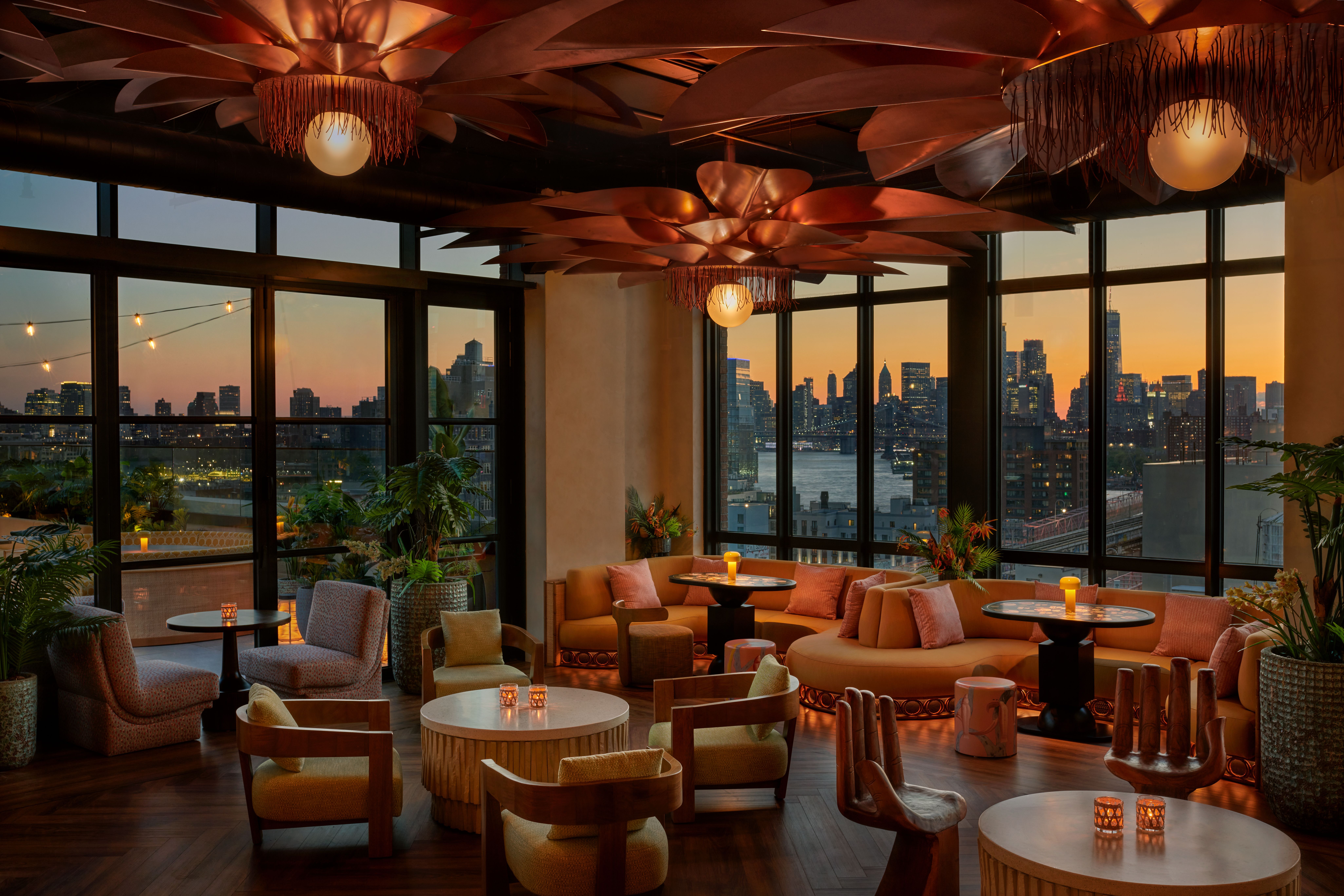 LilliStar at The Moxy Williamsburg