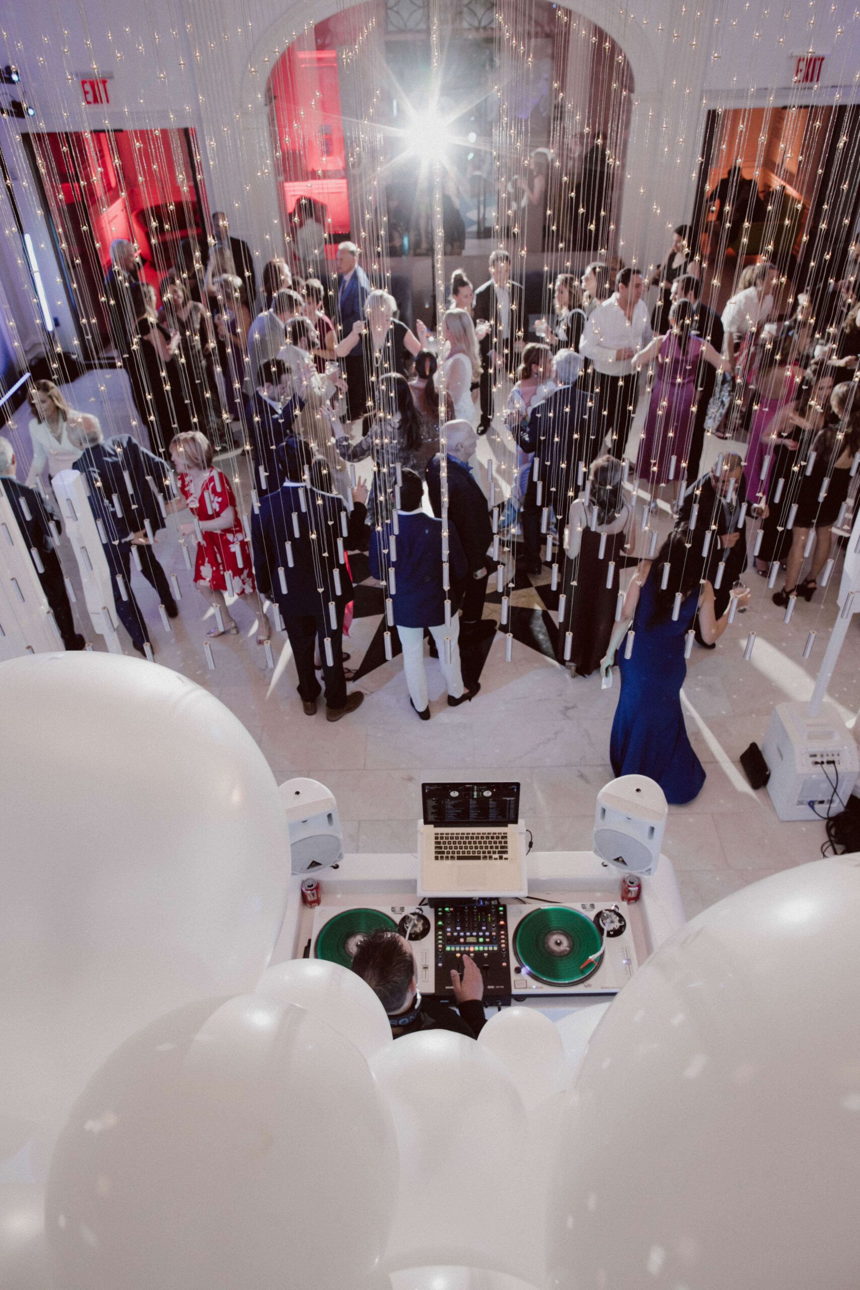 Coolest Color-Blocked Wedding at The Museum of the City of New York