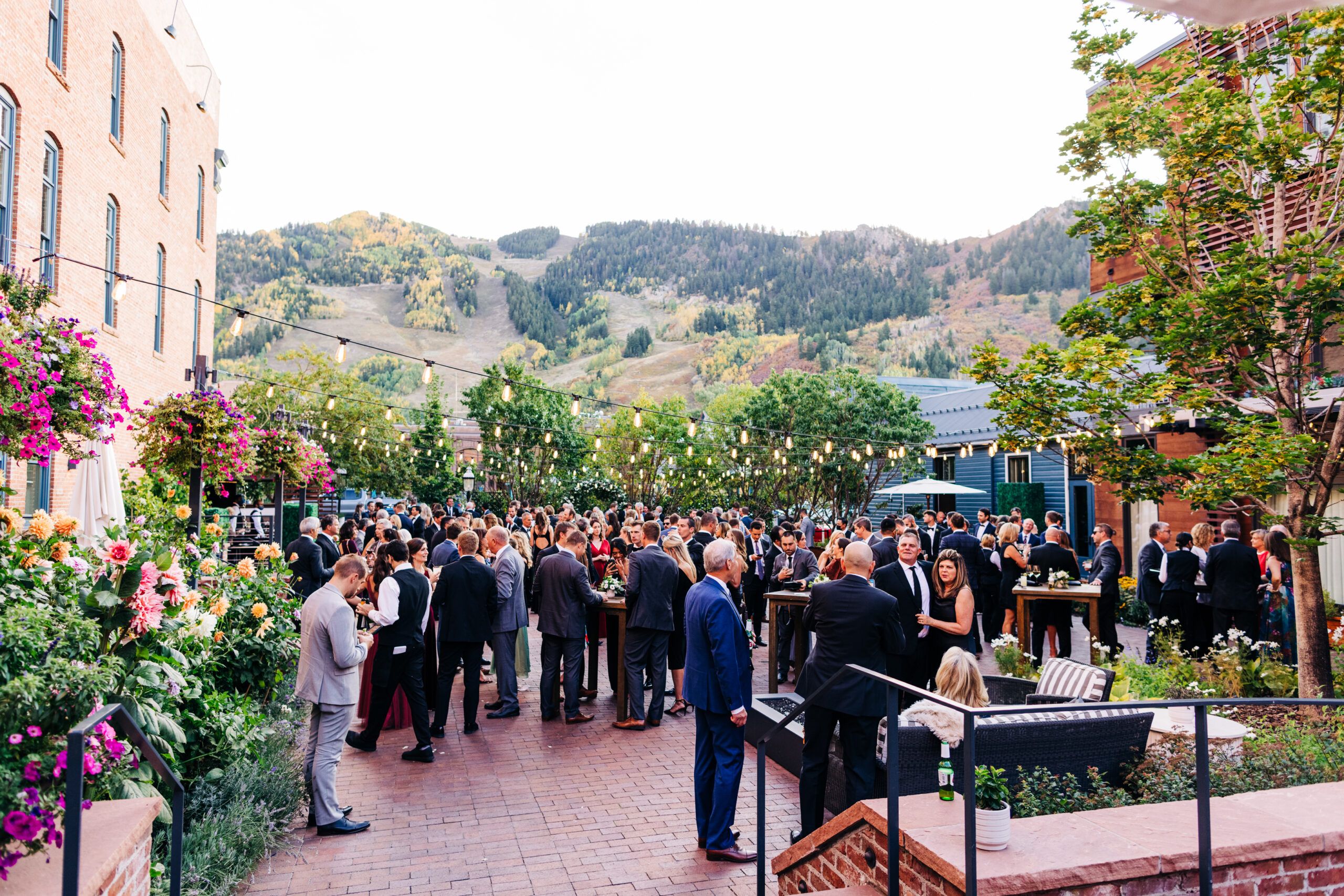 September Wedding at Hotel Jerome in Aspen, Colorado