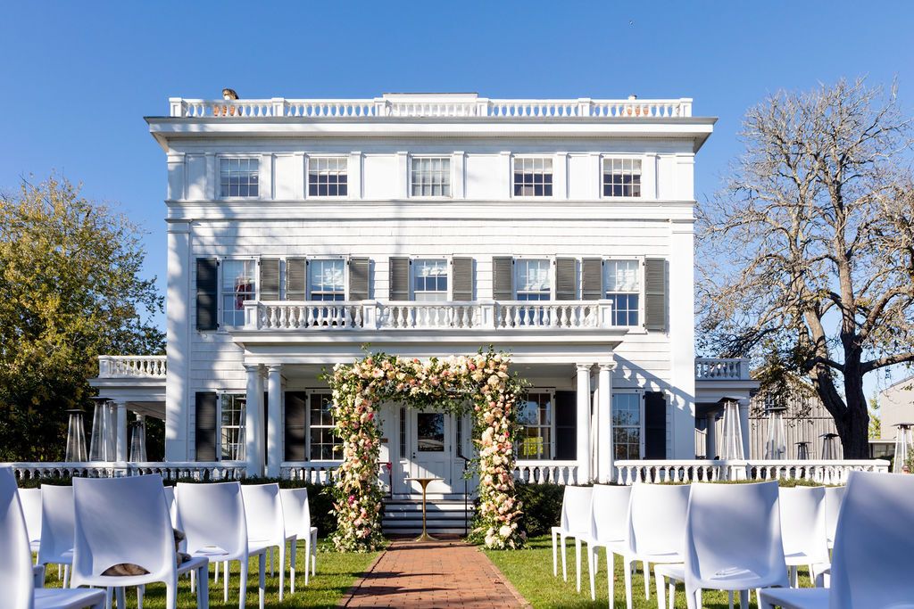 Samantha and Perry's black and white wedding