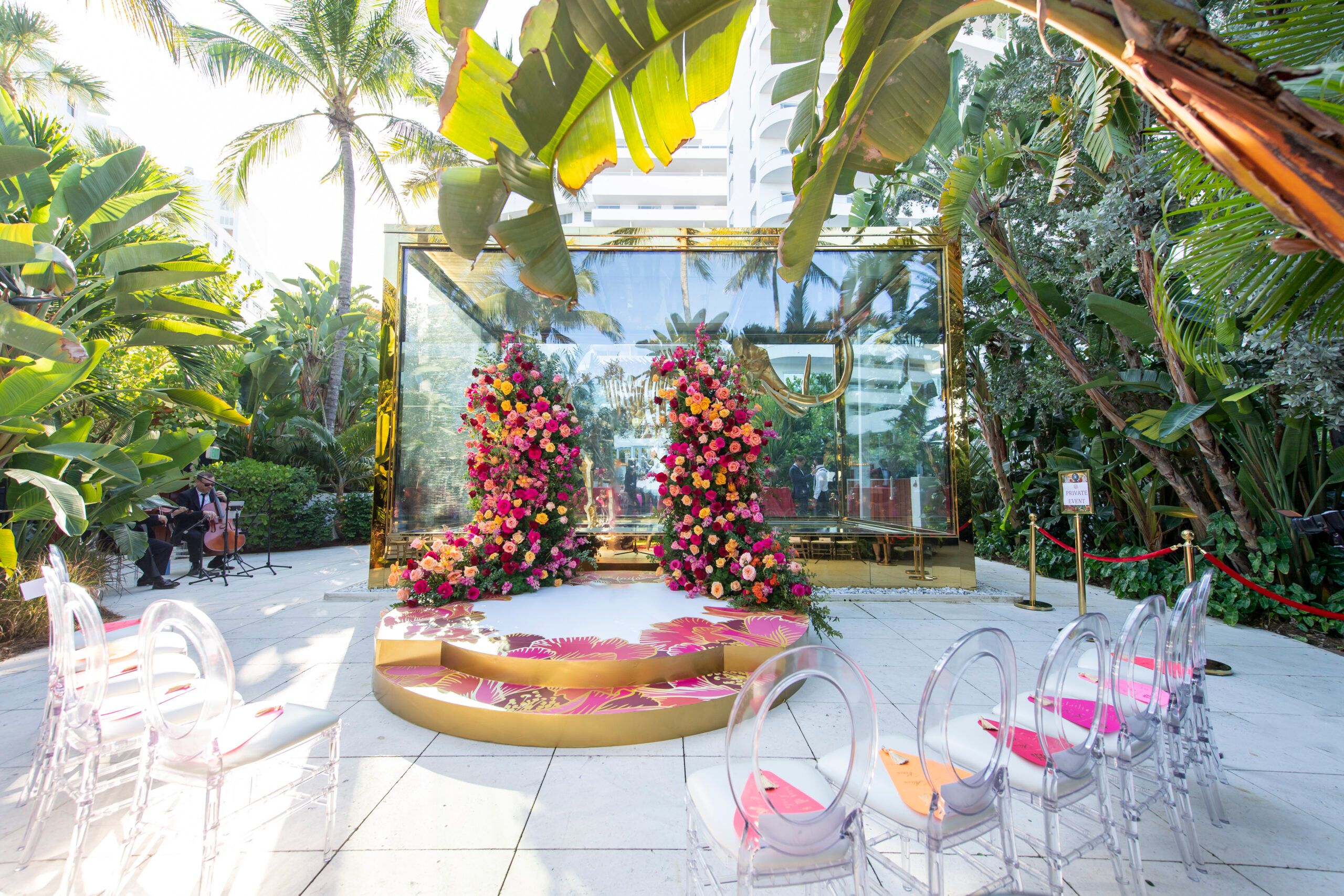 15 Tropical Wedding Arch Ideas for a Ceremony in Paradise