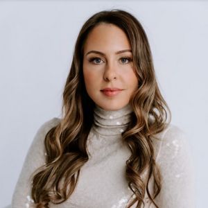 Lauren Bowles, Owner and Lead Planner of Stunning and Brilliant Events