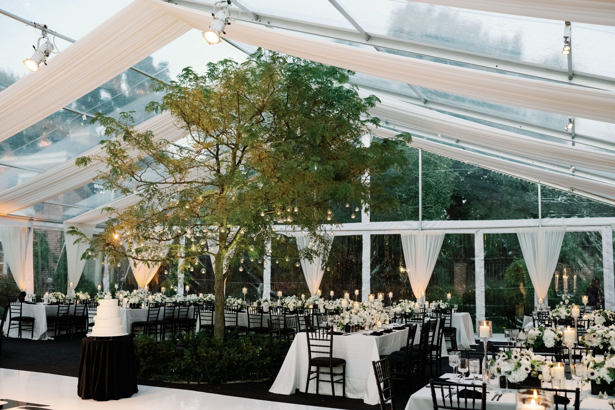 Breathtaking Wedding in Lake Forest, Illinois